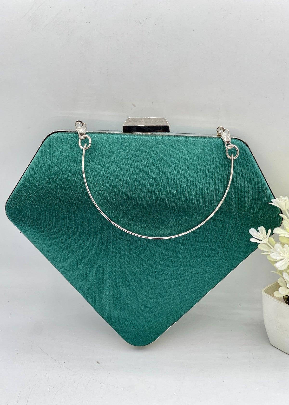 Shop the Clutch-0038 from Zarosh Jewel