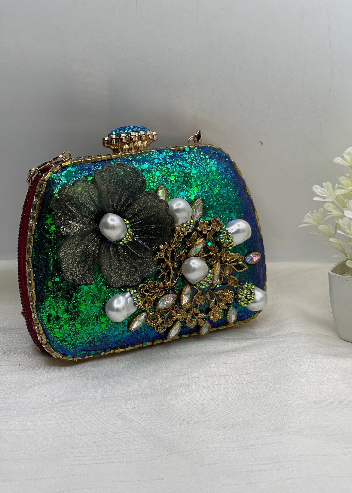 Shop the Clutch-0122 from Zarosh Jewel