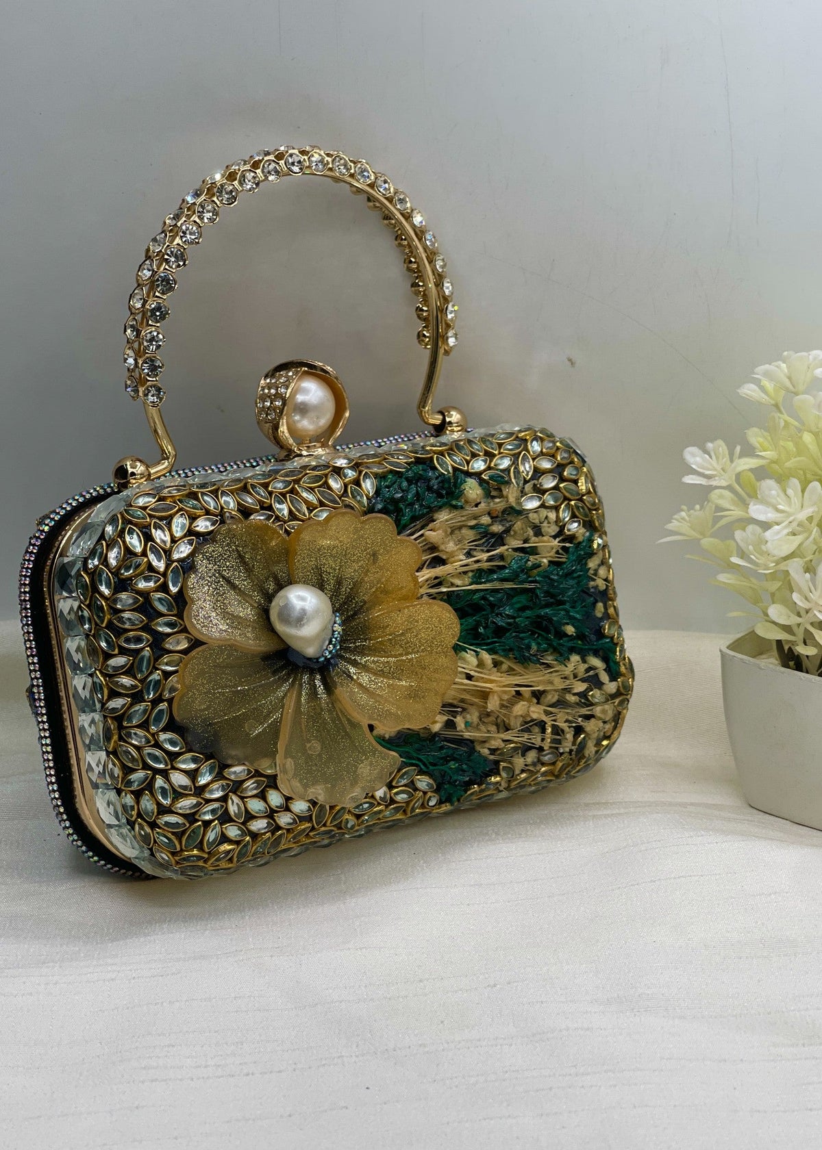 Shop the Clutch-0130 from Zarosh Jewel