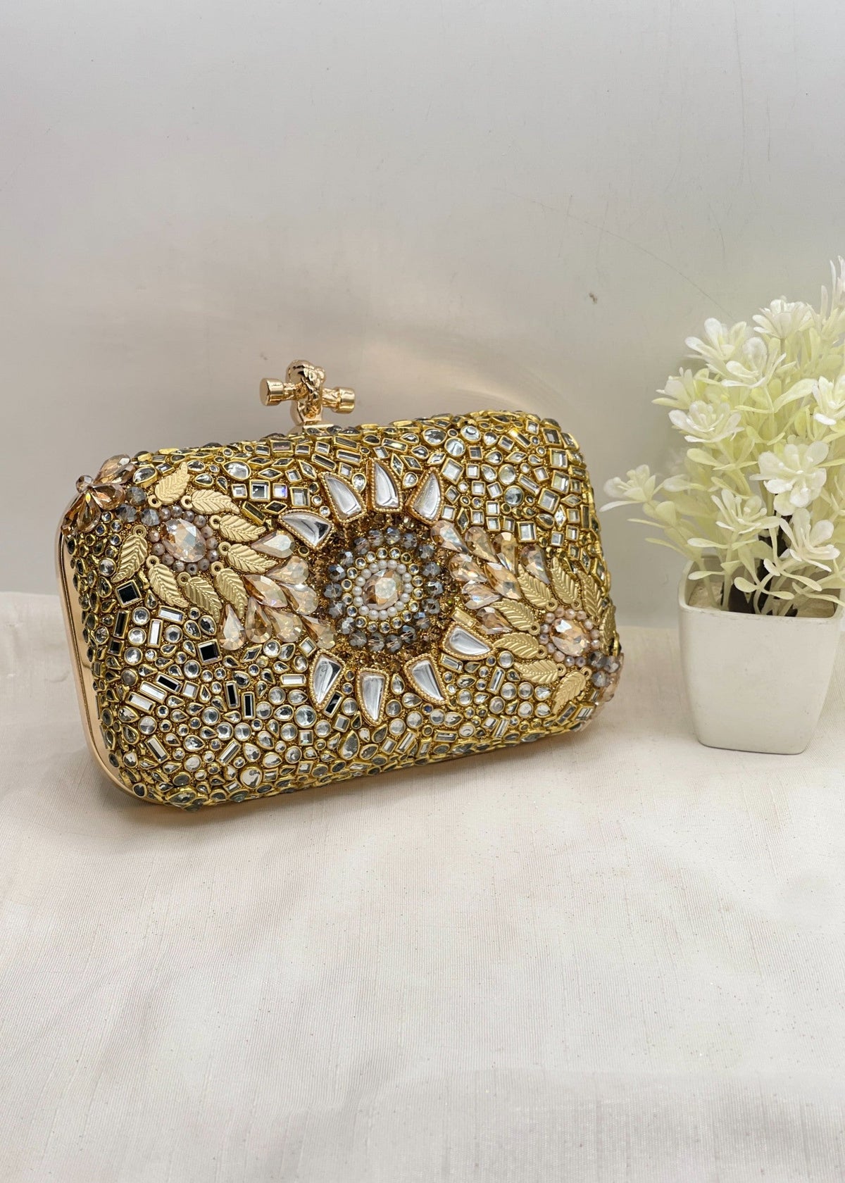 Shop the Clutch - 0153 from Zarosh Jewel