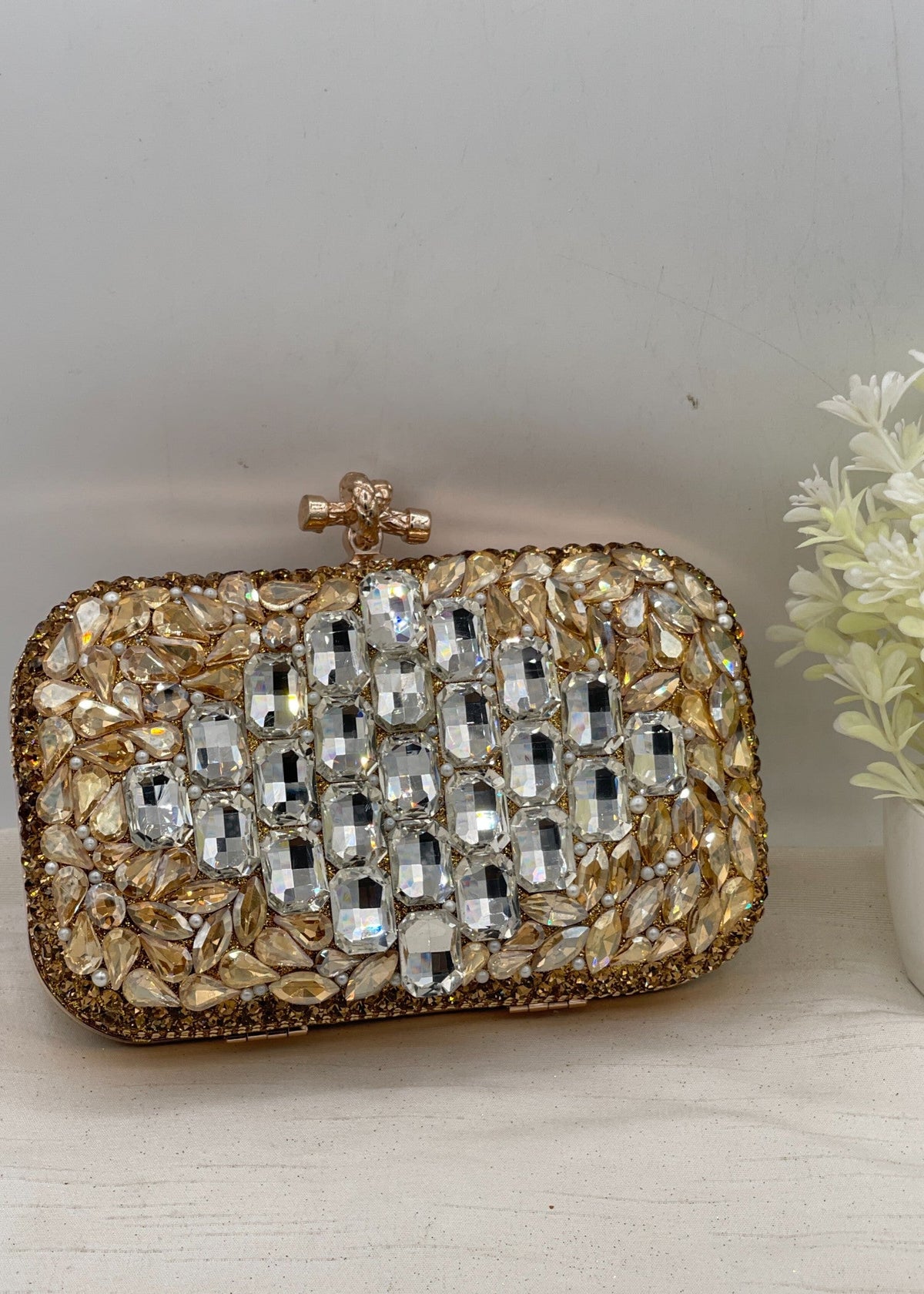 Shop the Clutch - 0309 from Zarosh Jewel