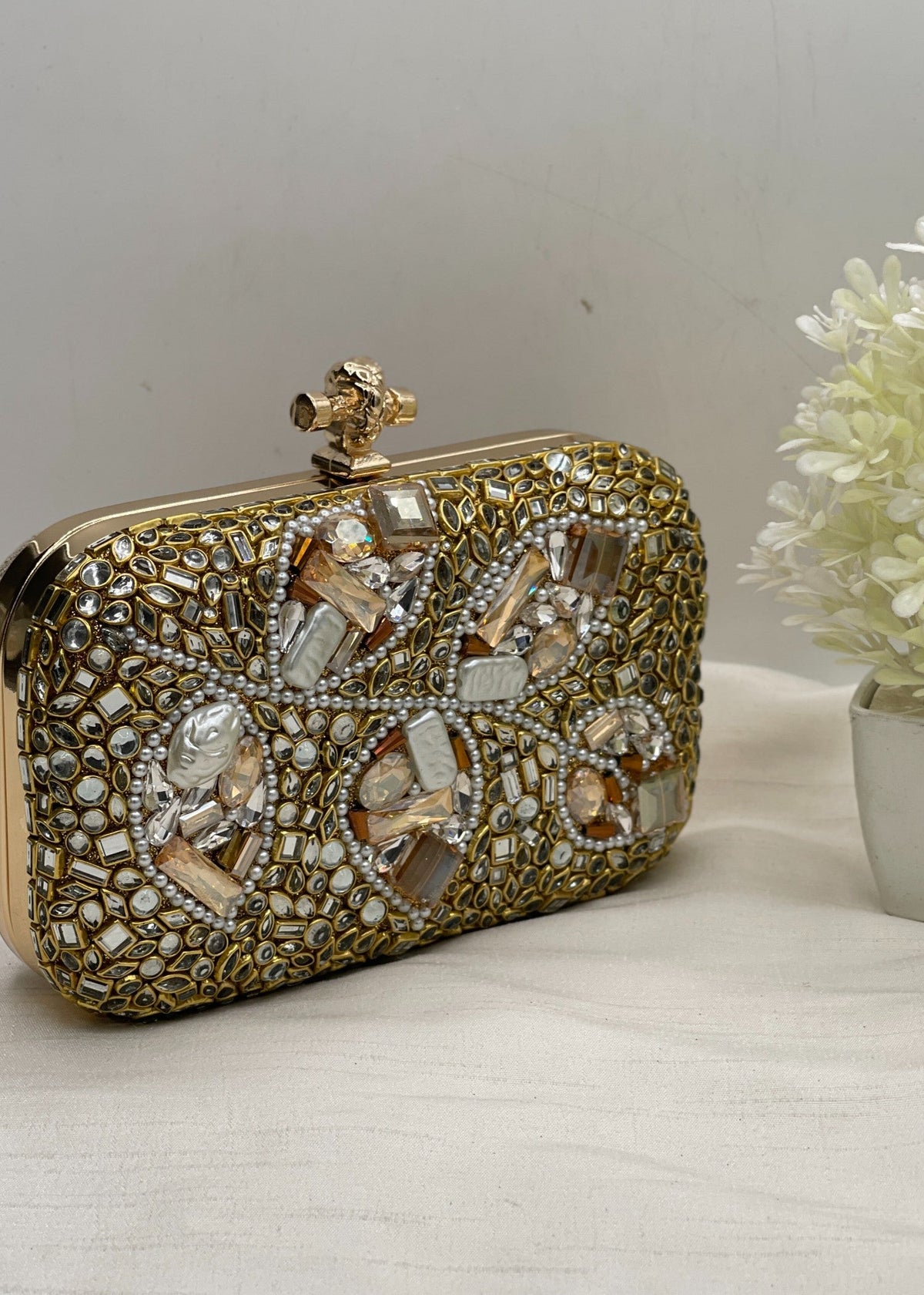 Shop the Clutch - 0331 from Zarosh Jewel