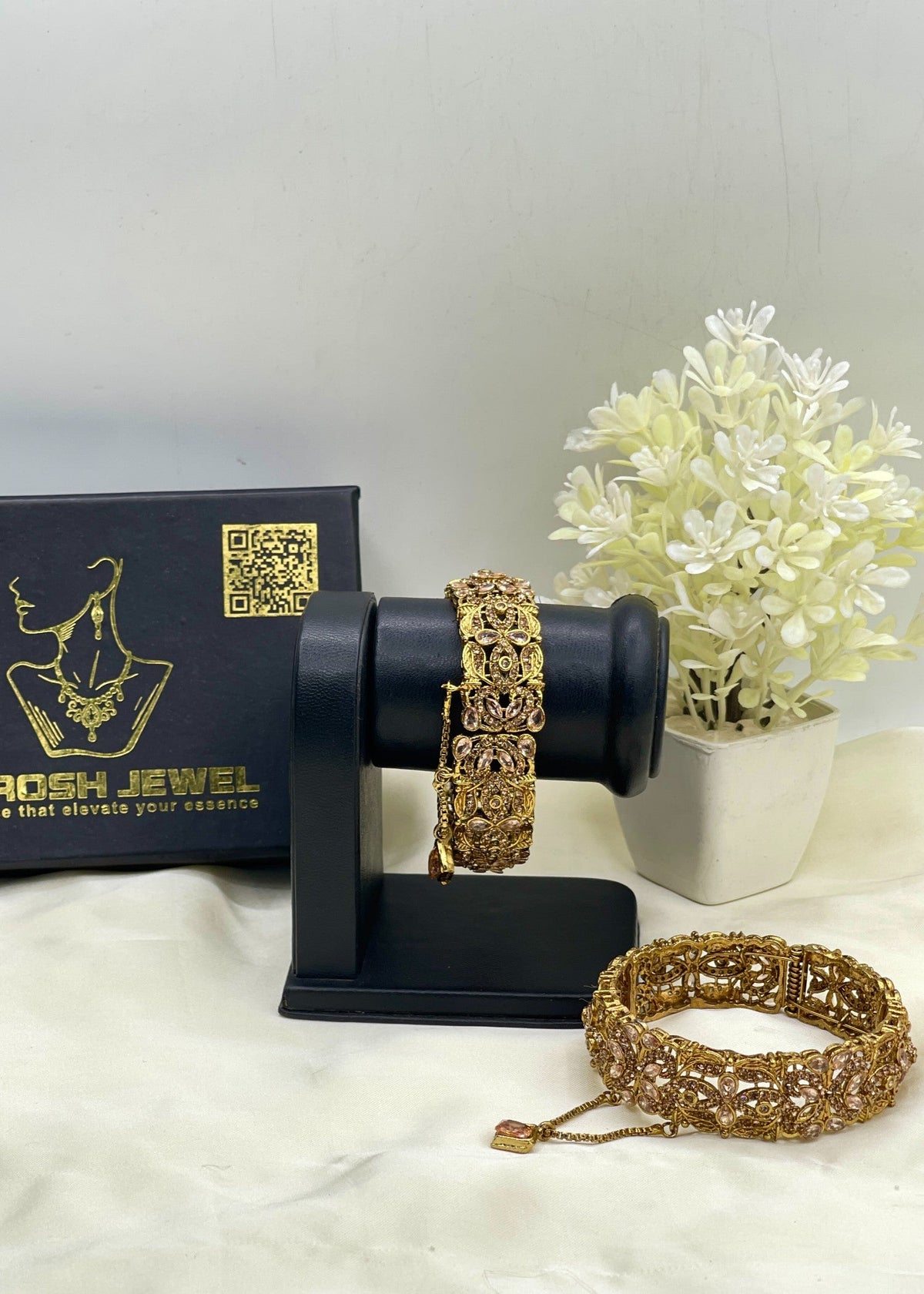 Shop the Daliya Adjustable Bangle from Zarosh Jewel