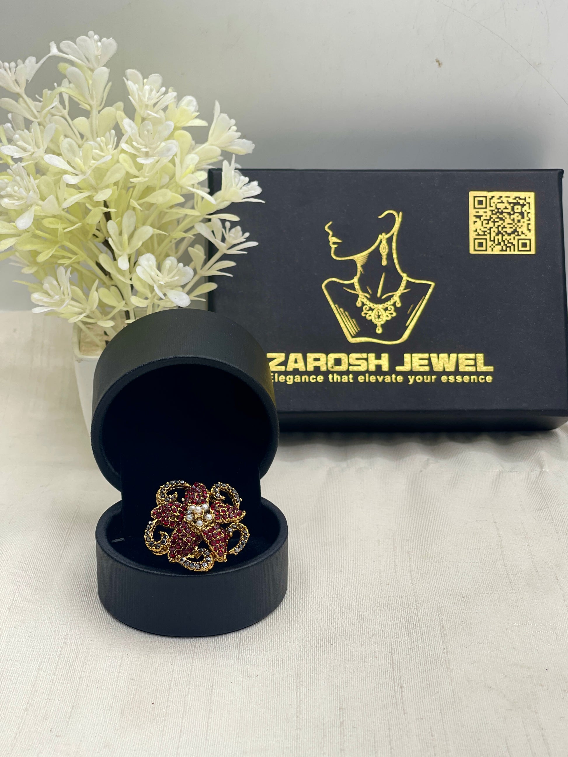 Daneen Elegant Ring
