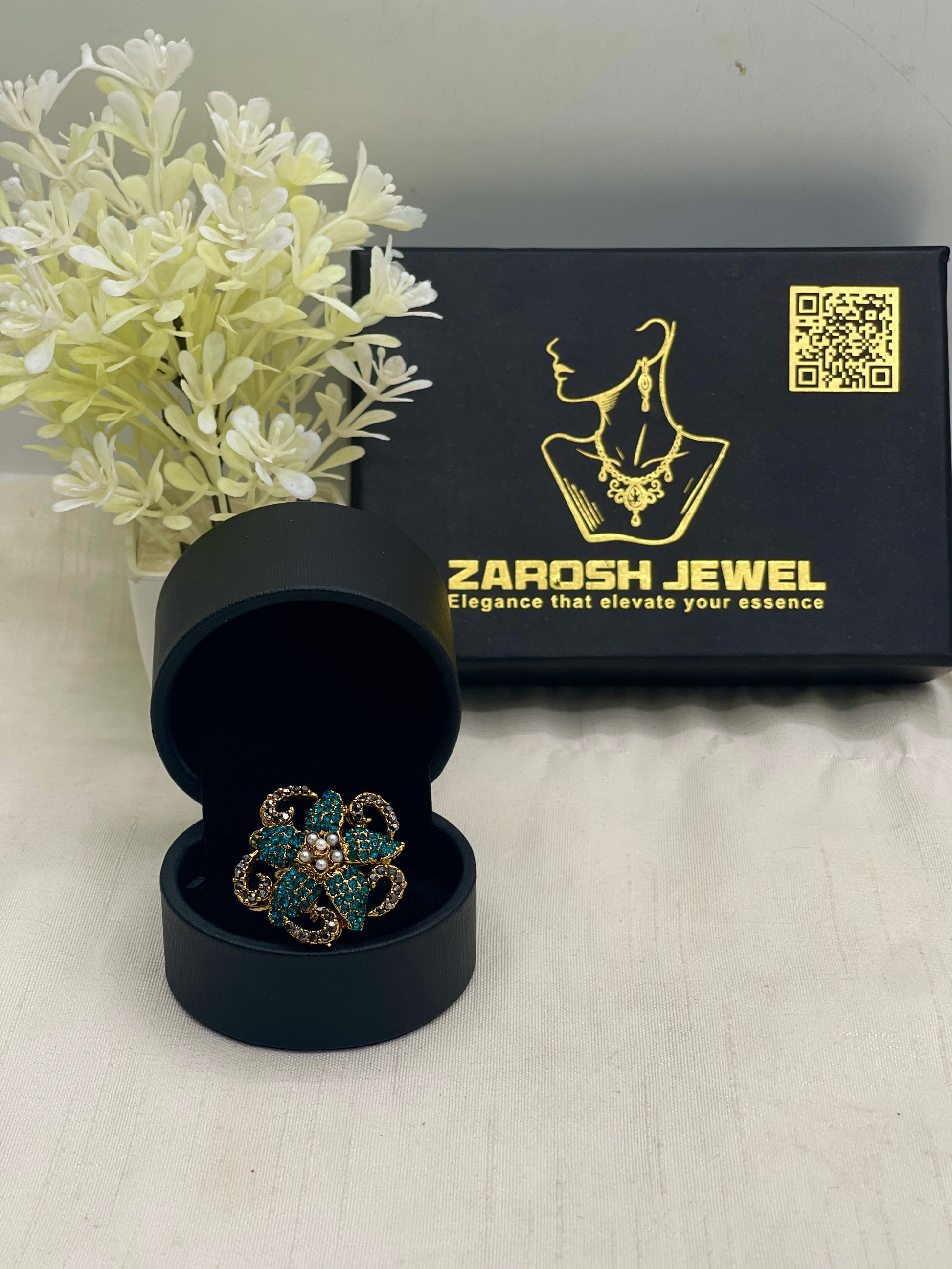 Daneen Elegant Ring