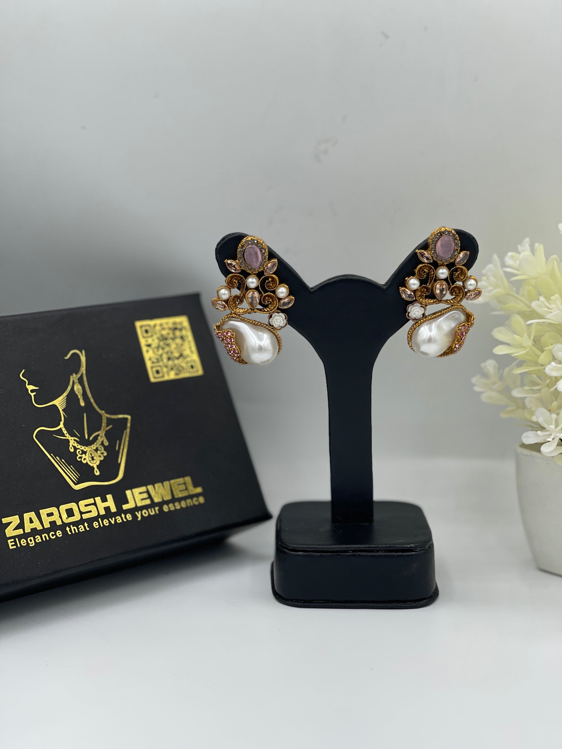 Dilkash Sahara Earrings