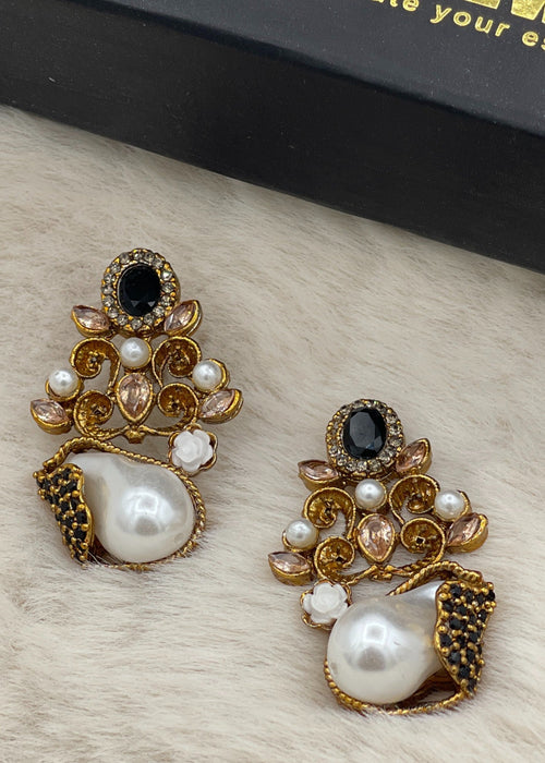 Shop the Dilkash Sahara Earrings from Zarosh Jewel