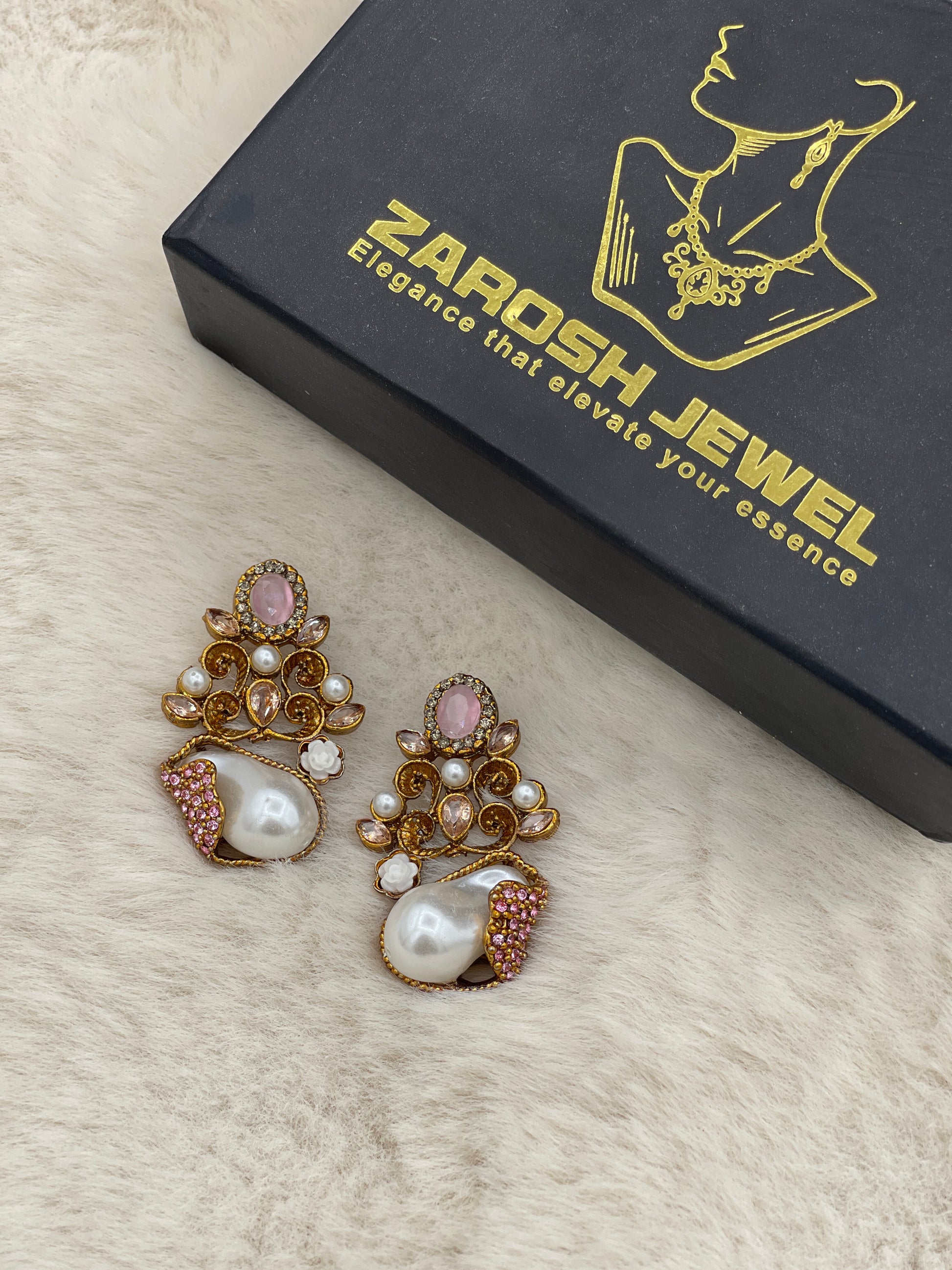 Dilkash Sahara Earrings