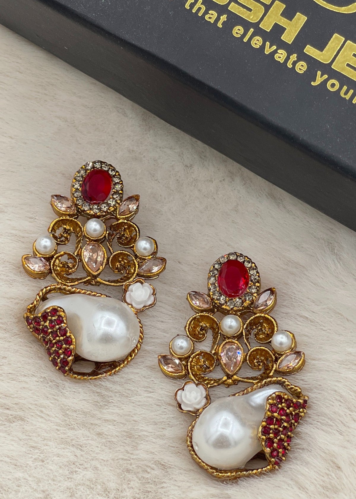 Shop the Dilkash Sahara Earrings from Zarosh Jewel