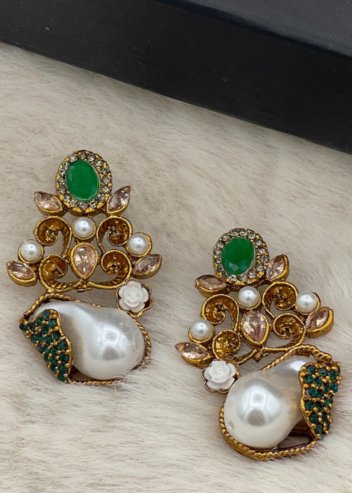 Shop the Dilkash Sahara Earrings from Zarosh Jewel