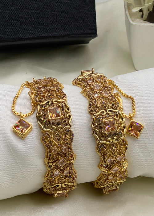 Shop the Dima Bangle Set from Zarosh Jewel