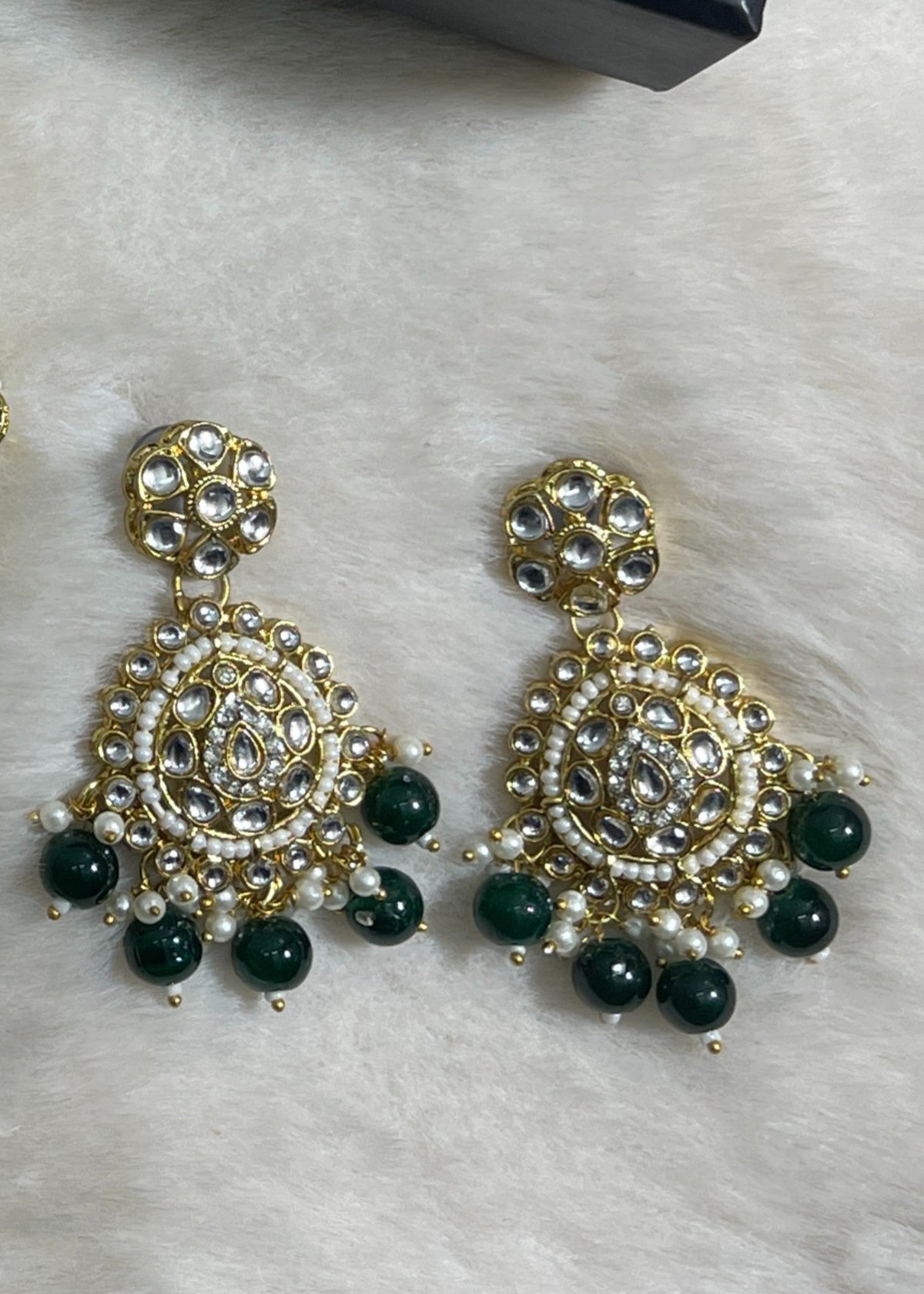 Shop the Dulhan Kundan Set from Zarosh Jewel