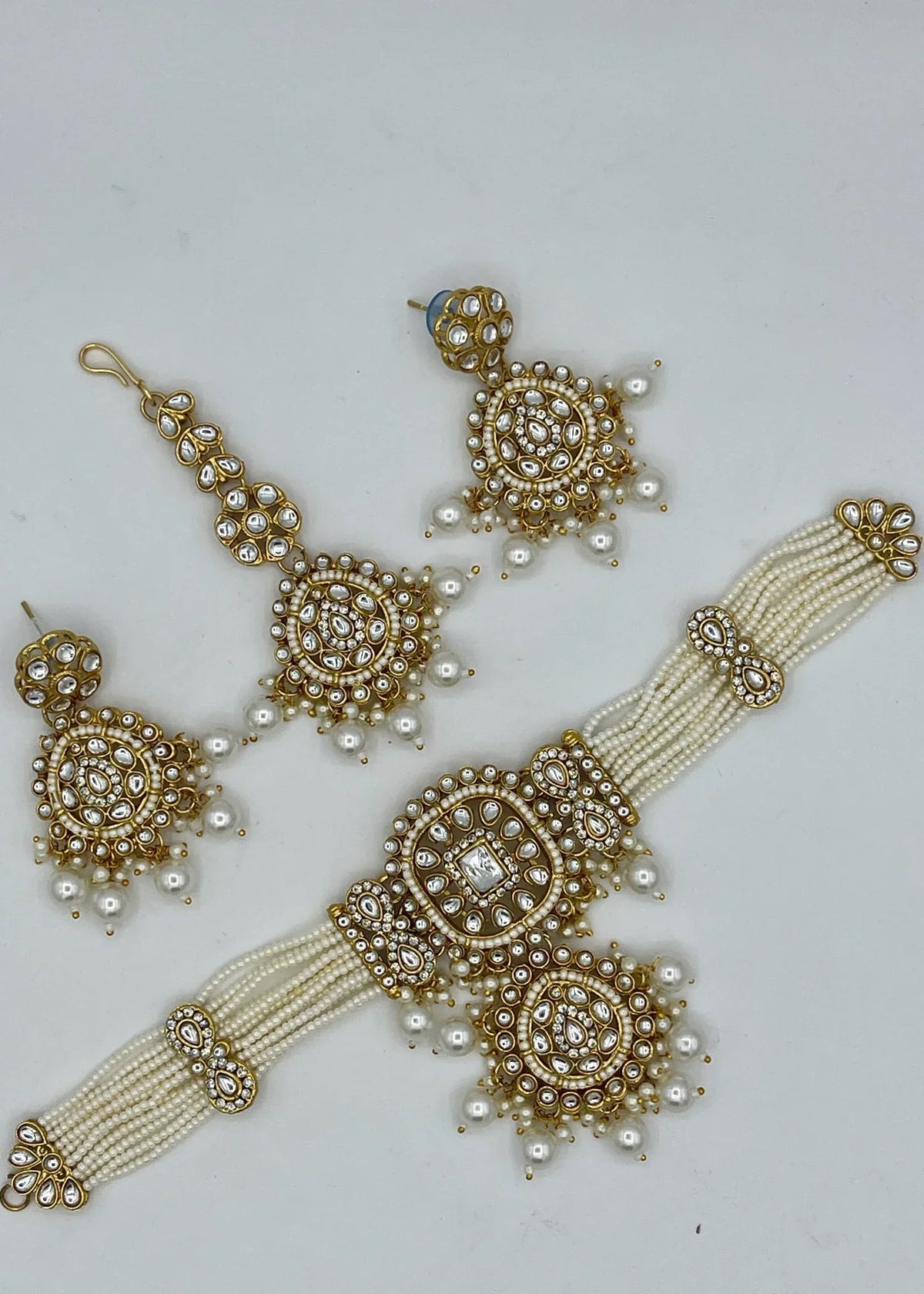 Shop the Dulhan Kundan Set from Zarosh Jewel