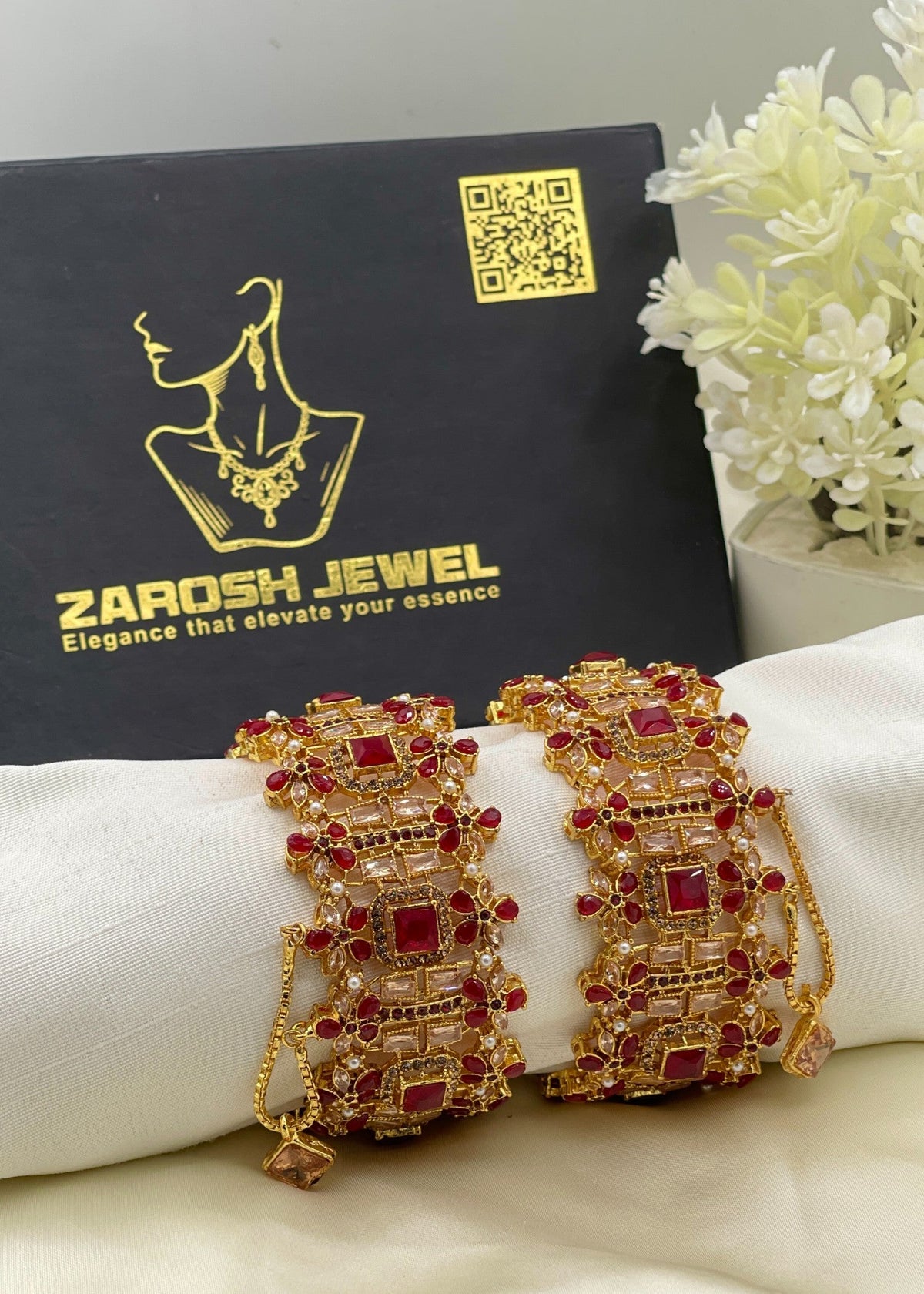 Shop the Dureya Luxury Bangle from Zarosh Jewel