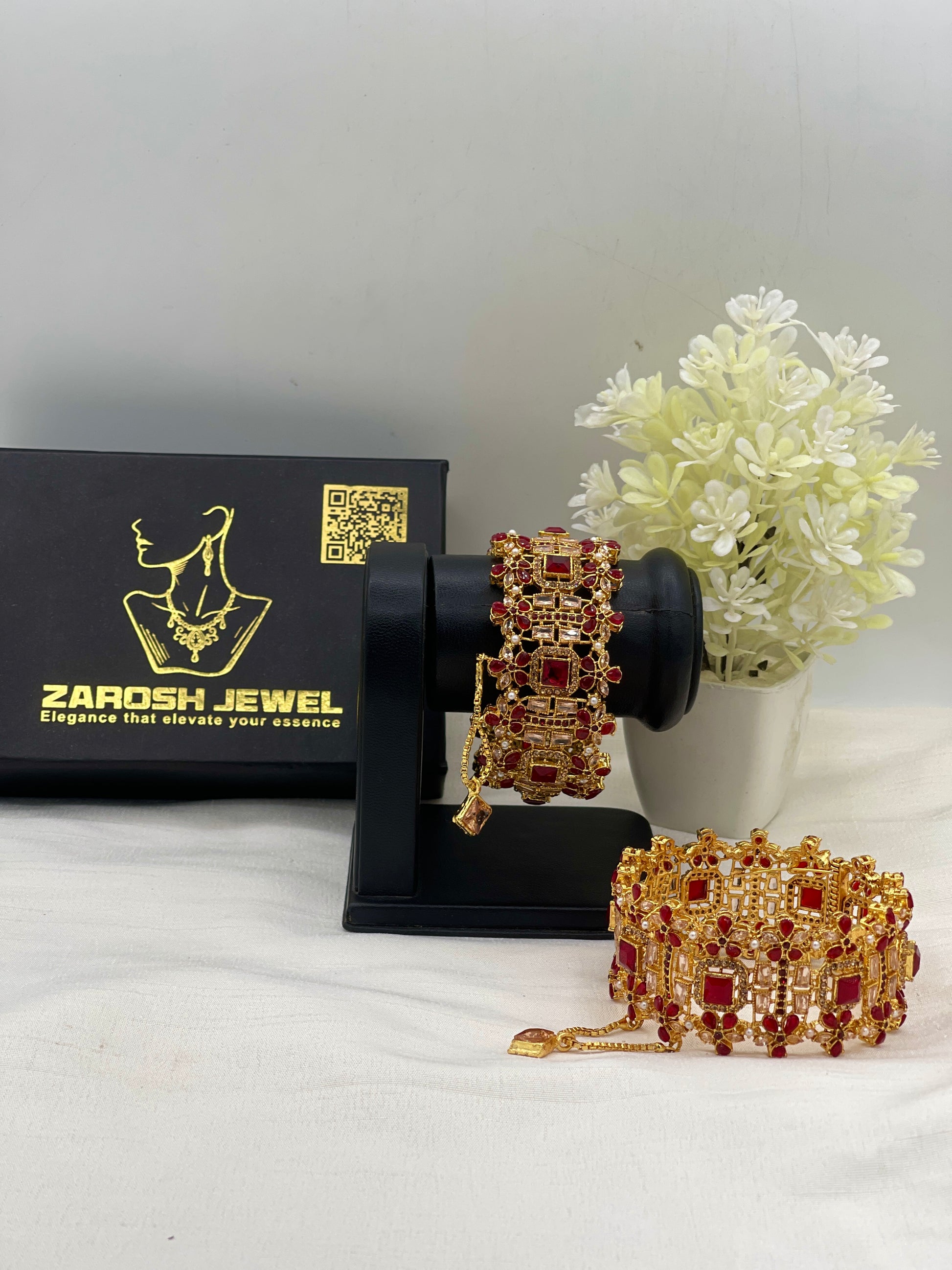 Dureya Luxury Bangle