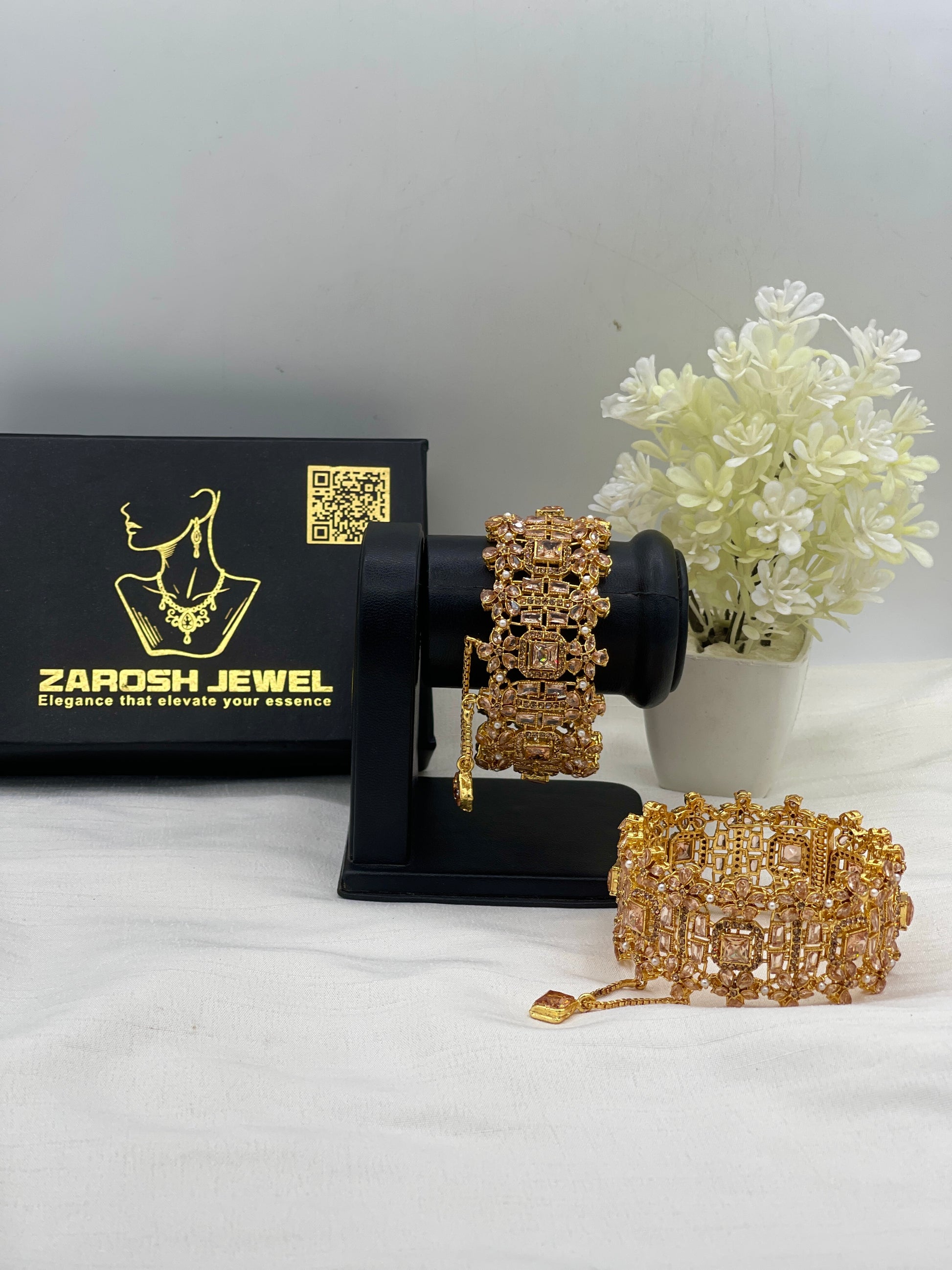 Dureya Luxury Bangle