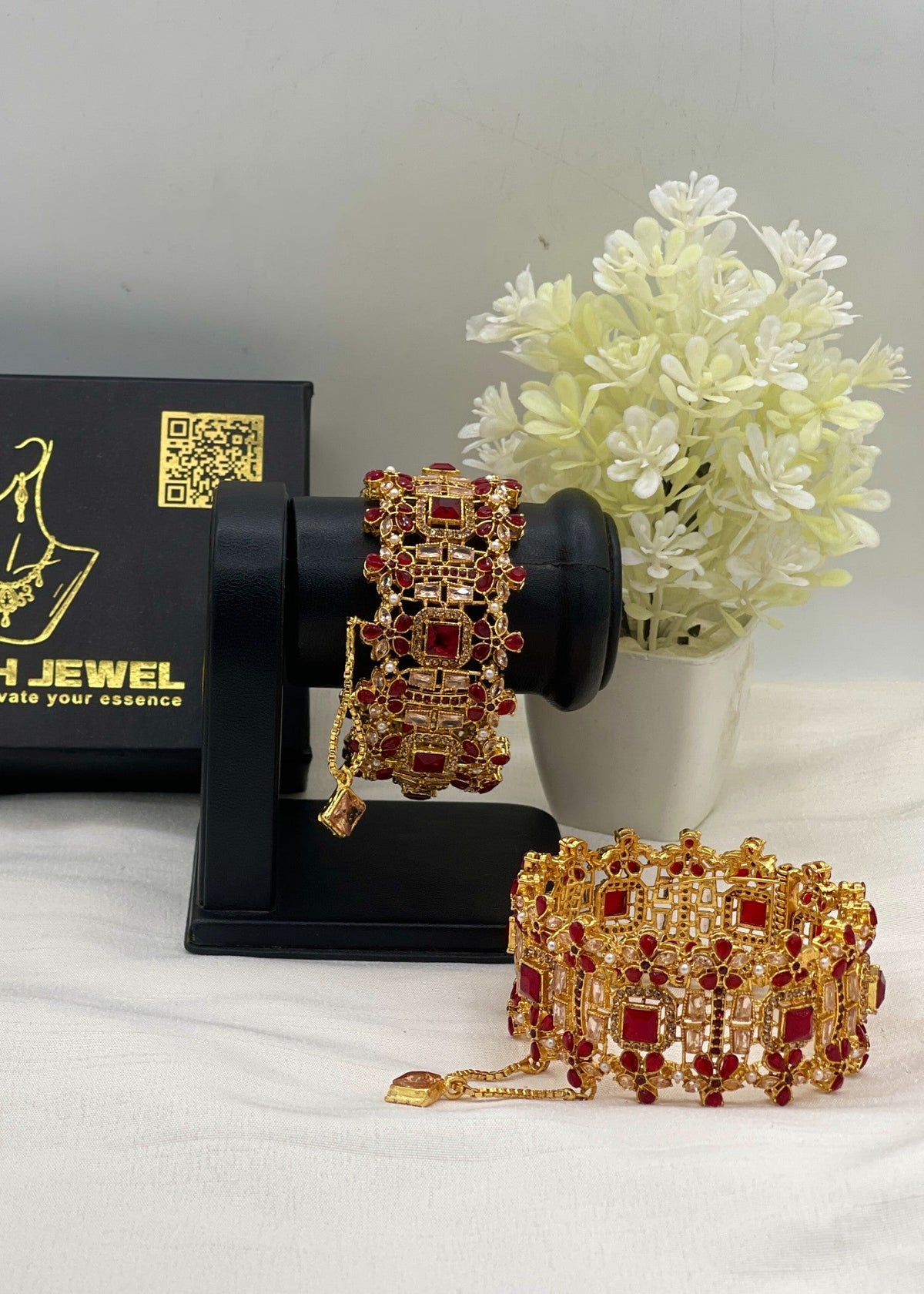 Shop the Dureya Luxury Bangle from Zarosh Jewel
