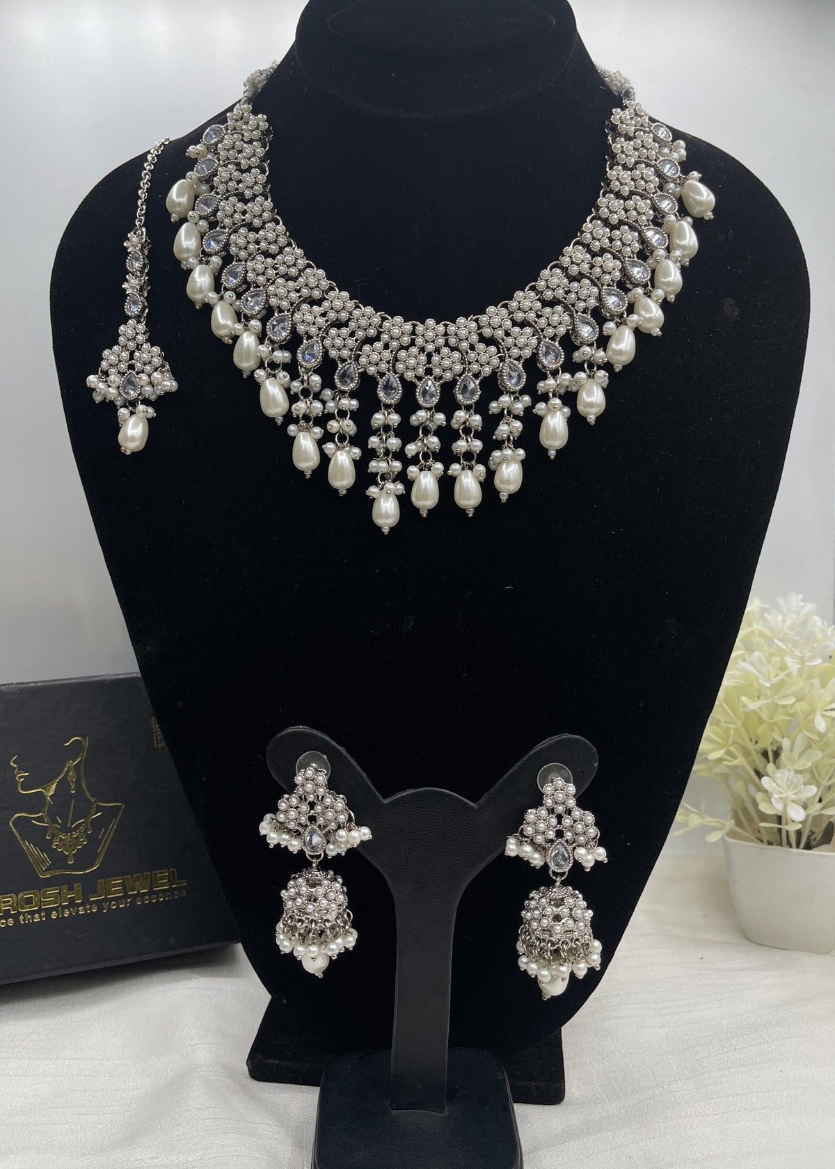 Shop the Eden Necklace Set from Zarosh Jewel