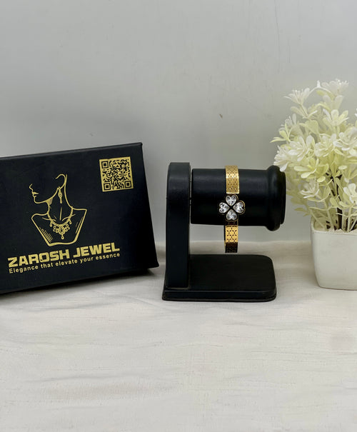 Shop the Eimaan Openable Bracelet from Zarosh Jewel