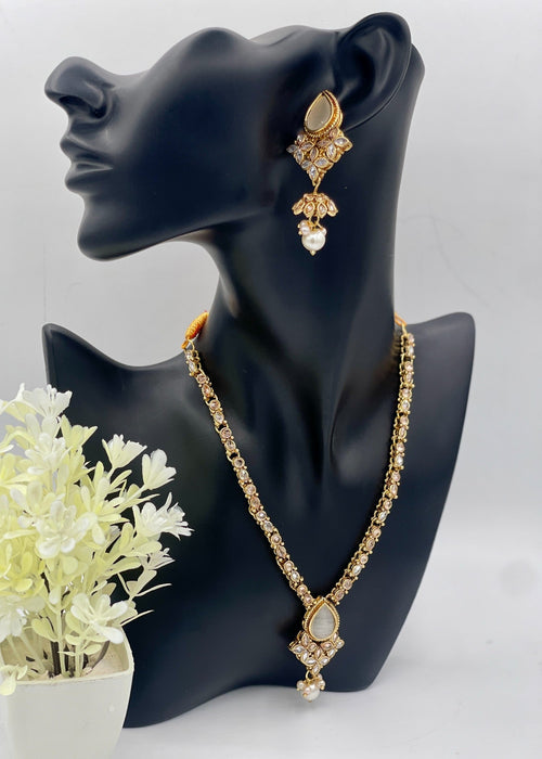 Shop the Elanora Bloom Necklace Set from Zarosh Jewel