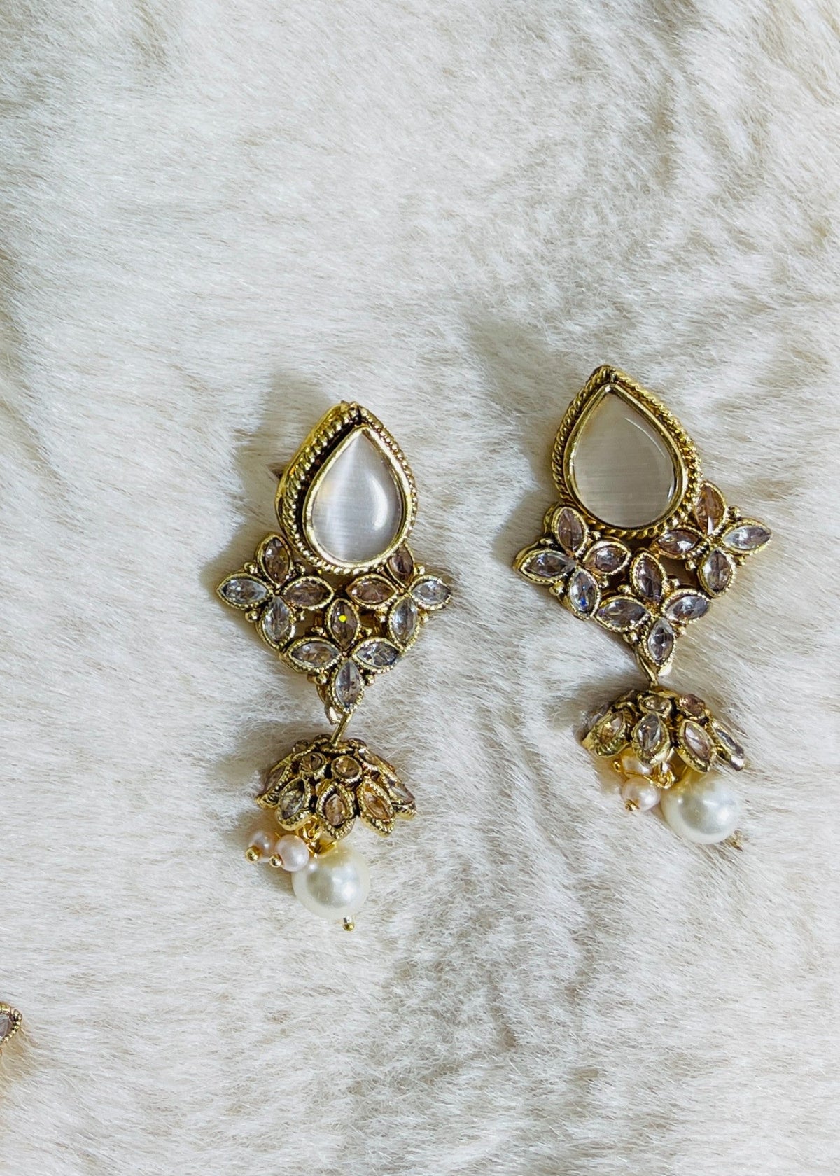 Shop the Elanora Bloom Necklace Set from Zarosh Jewel