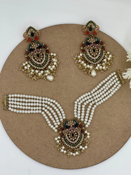 Elaris Regal Pearl Choker Set
