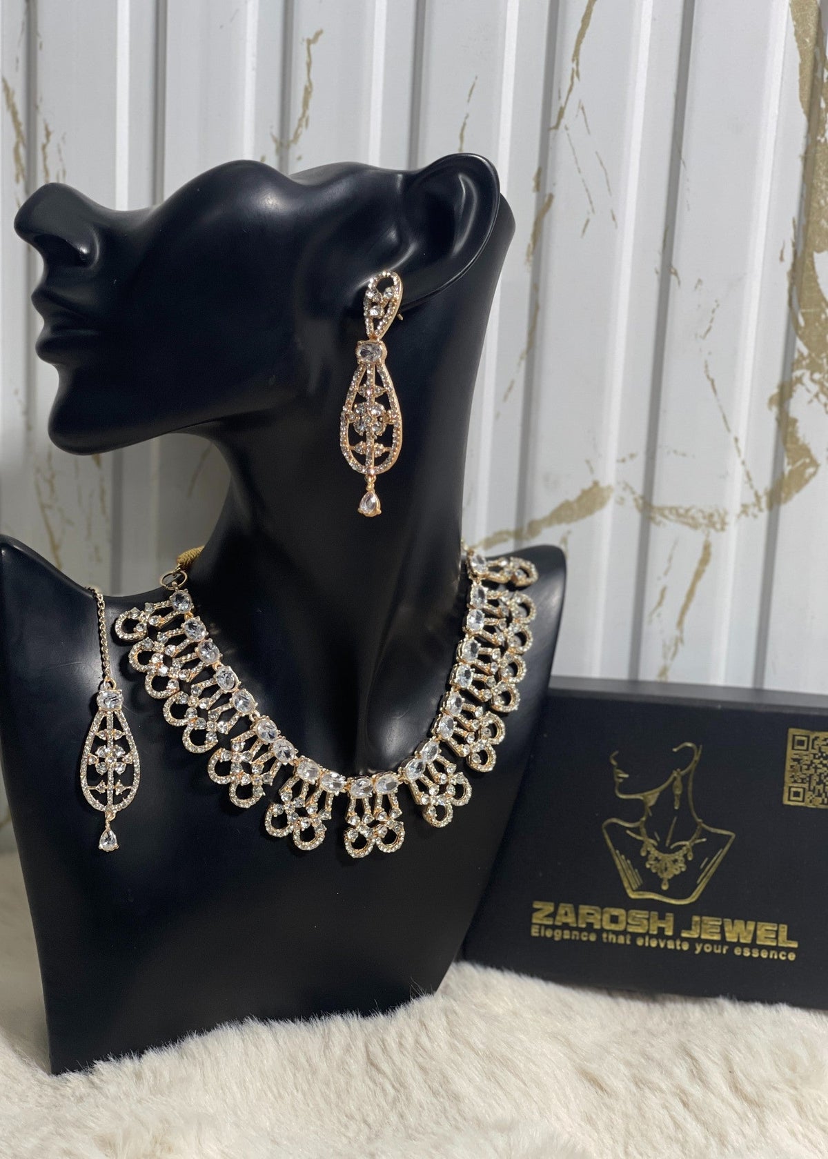 Shop the Elena Necklace Set from Zarosh Jewel