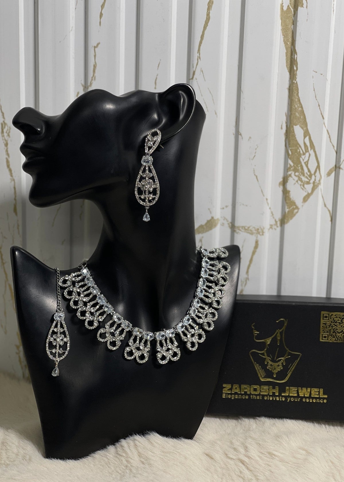 Shop the Elena Necklace Set from Zarosh Jewel