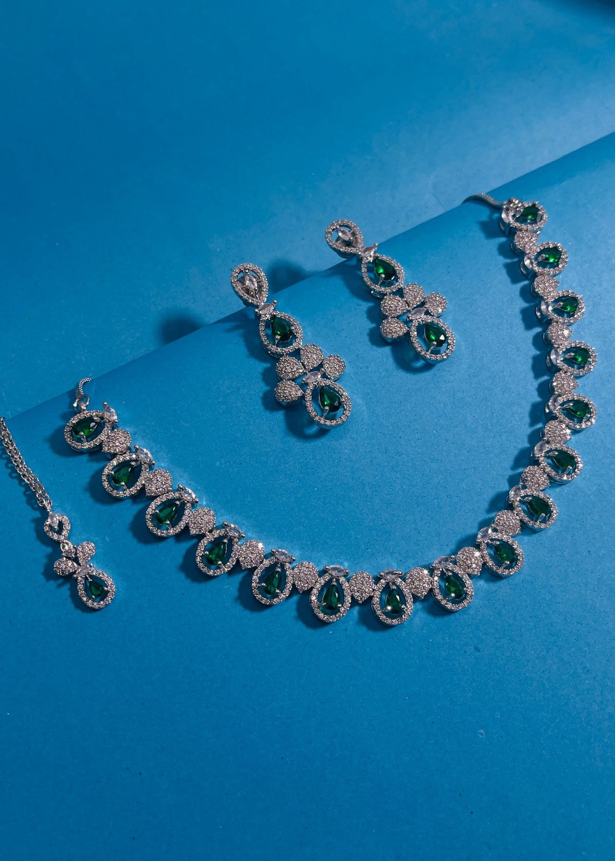 Emerald Cascade Luxury by Zarosh Jewel
