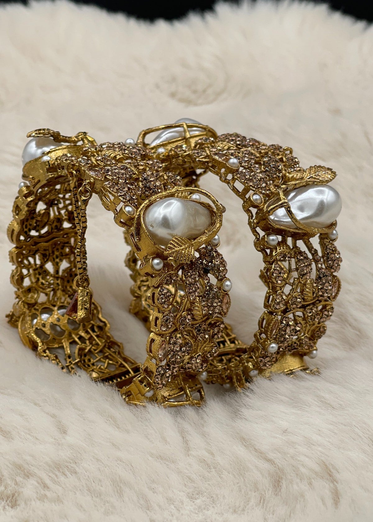 Shop the Eshaal Openable Bangles from Zarosh Jewel