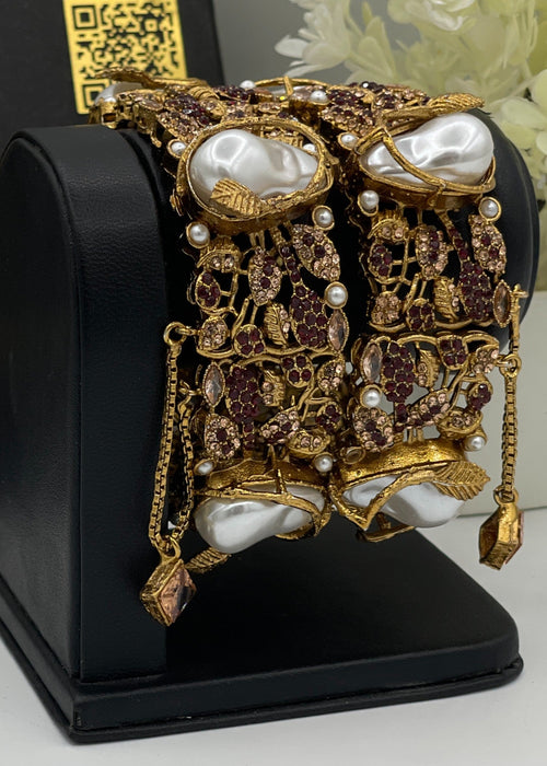 Shop the Eshaal Openable Bangles from Zarosh Jewel