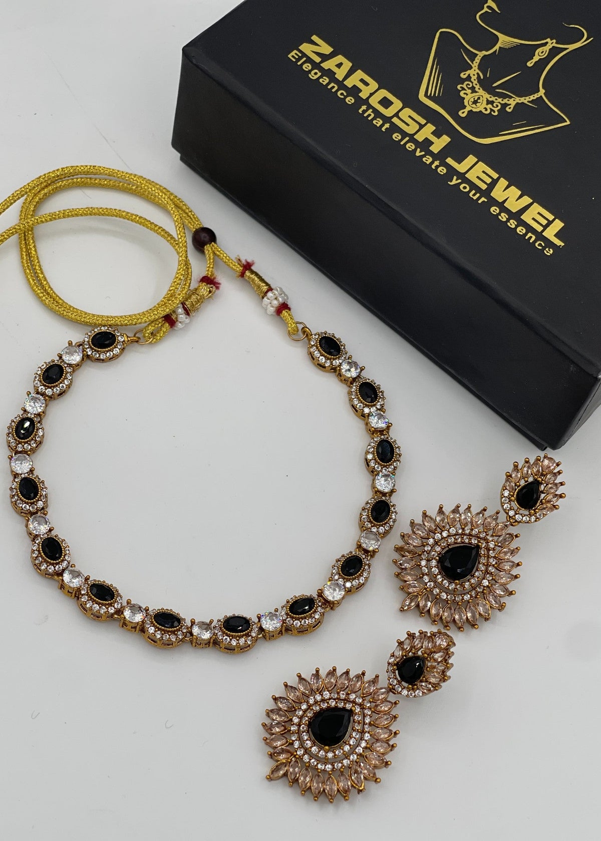 Shop the Eshaan Necklace Set from Zarosh Jewel