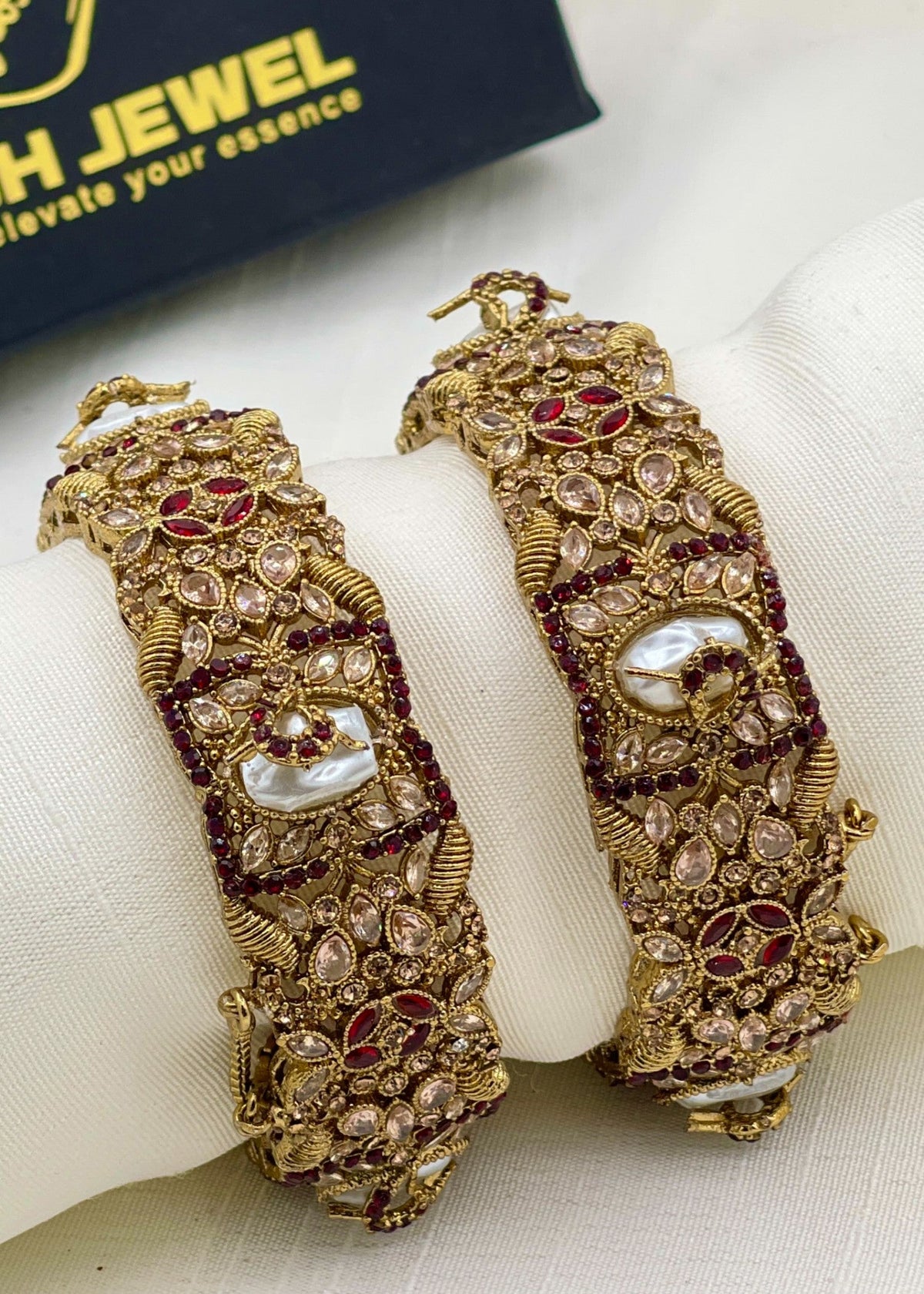 Shop the Faara Openable Bangle Set from Zarosh Jewel