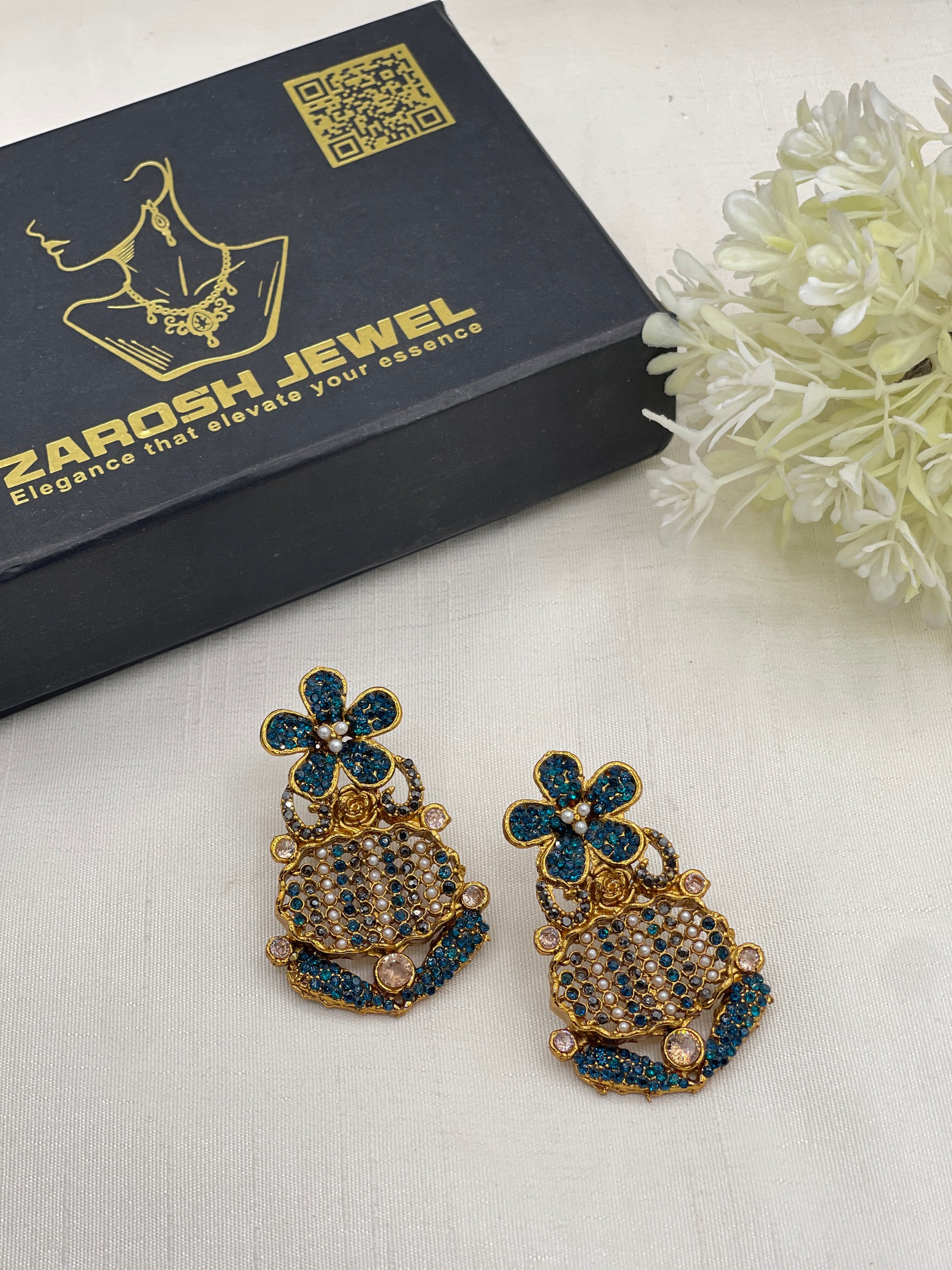Falaknaaz  Traditional Earring