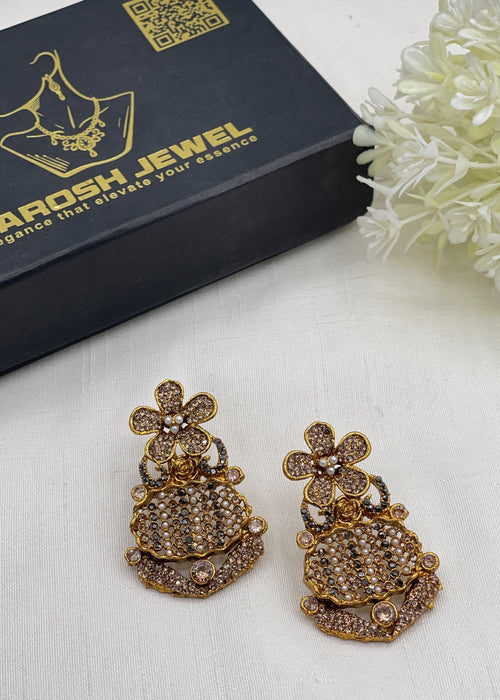 Shop the Falaknaaz Traditional Earring from Zarosh Jewel