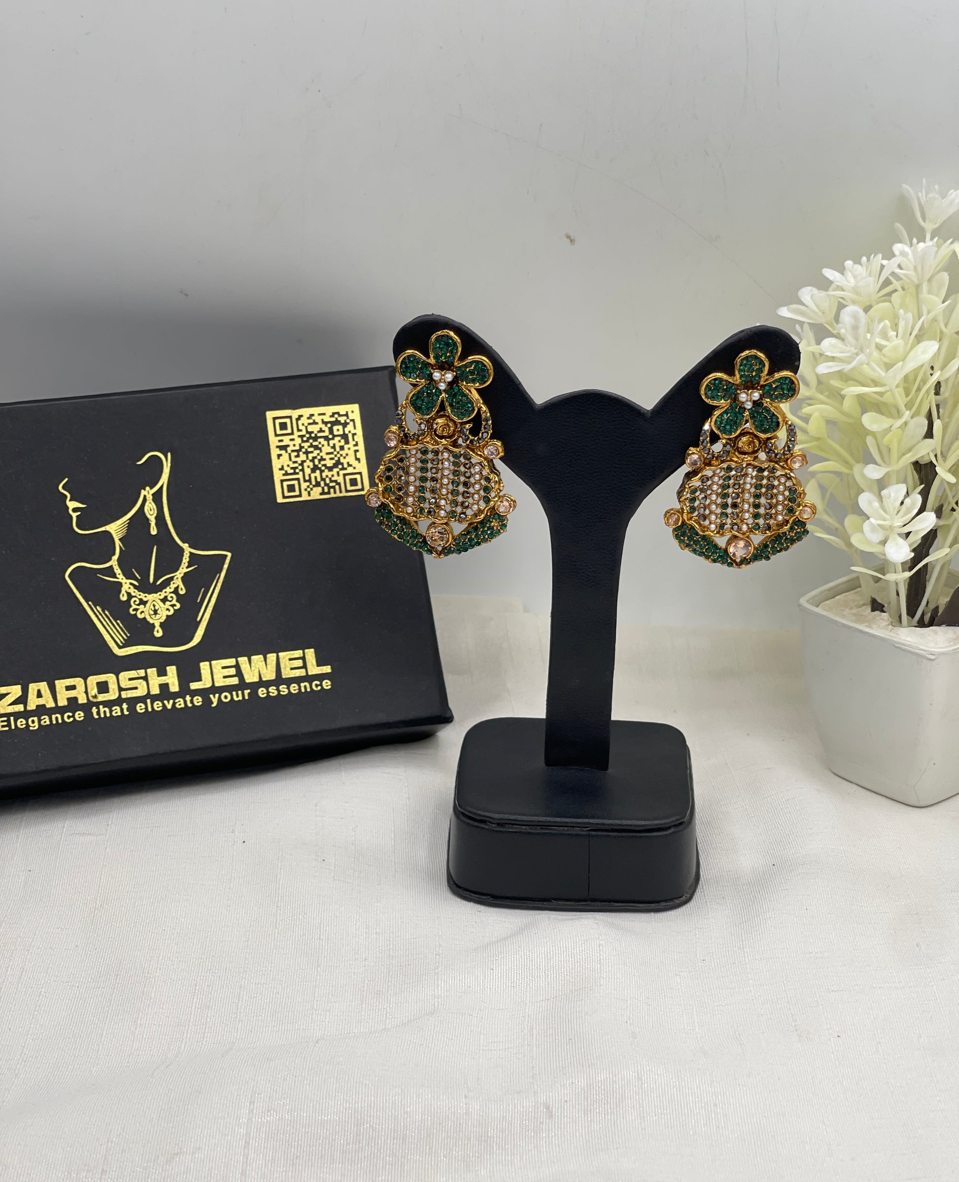 Falaknaaz  Traditional Earring