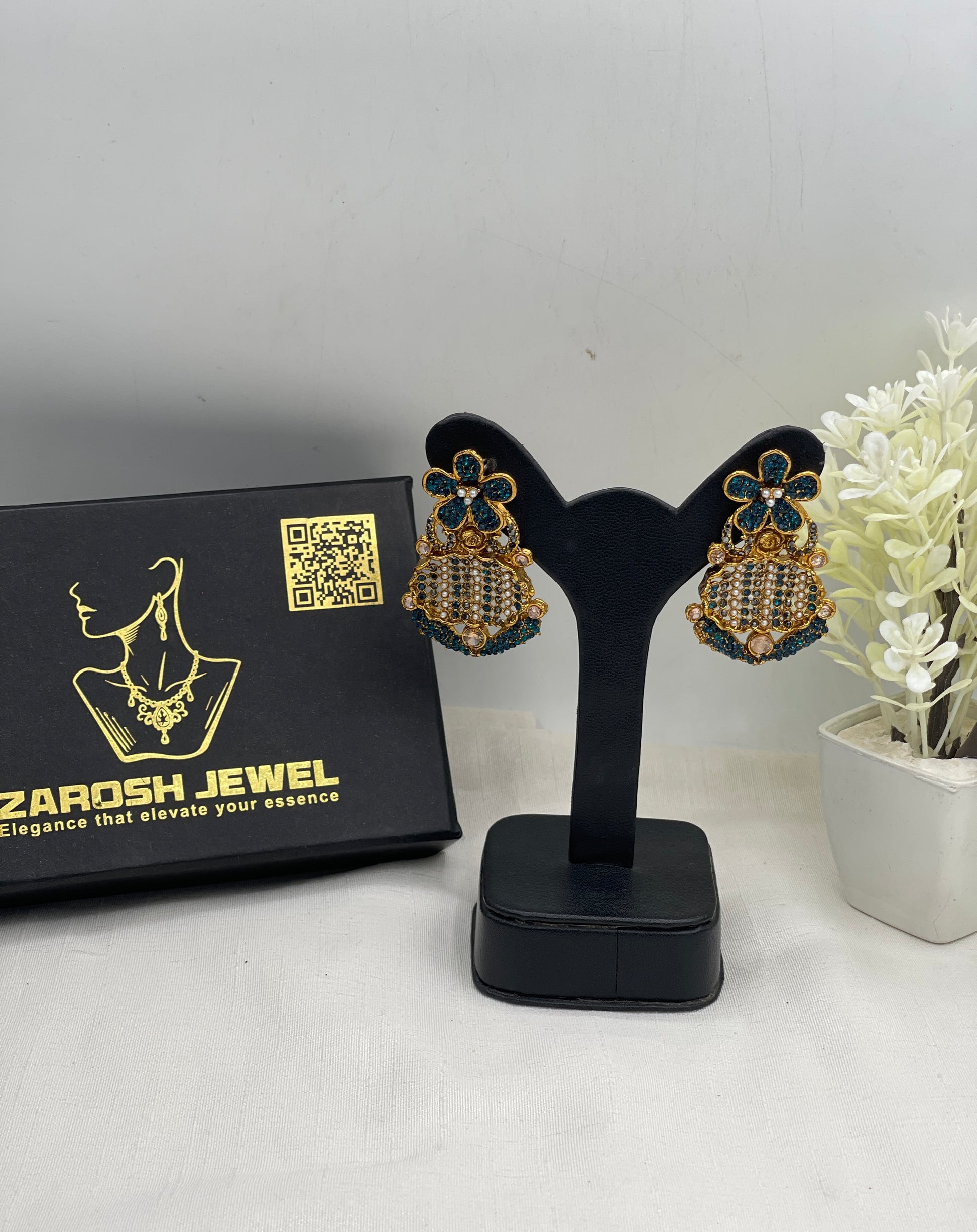 Falaknaaz  Traditional Earring
