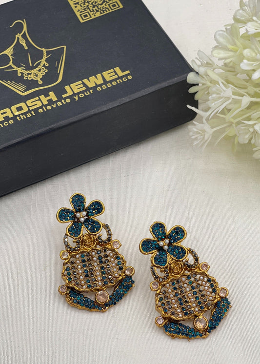 Shop the Falaknaaz Traditional Earring from Zarosh Jewel