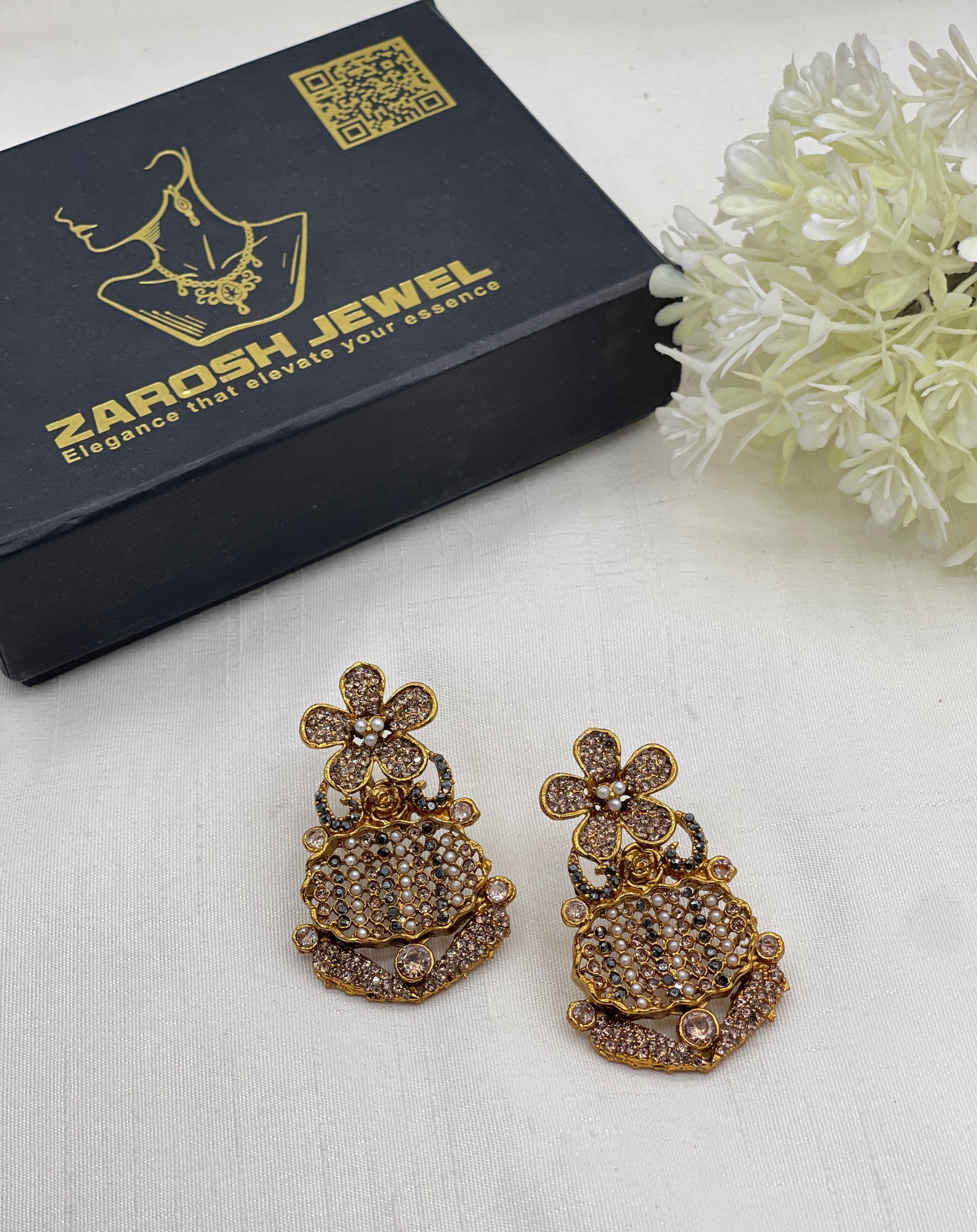 Falaknaaz  Traditional Earring
