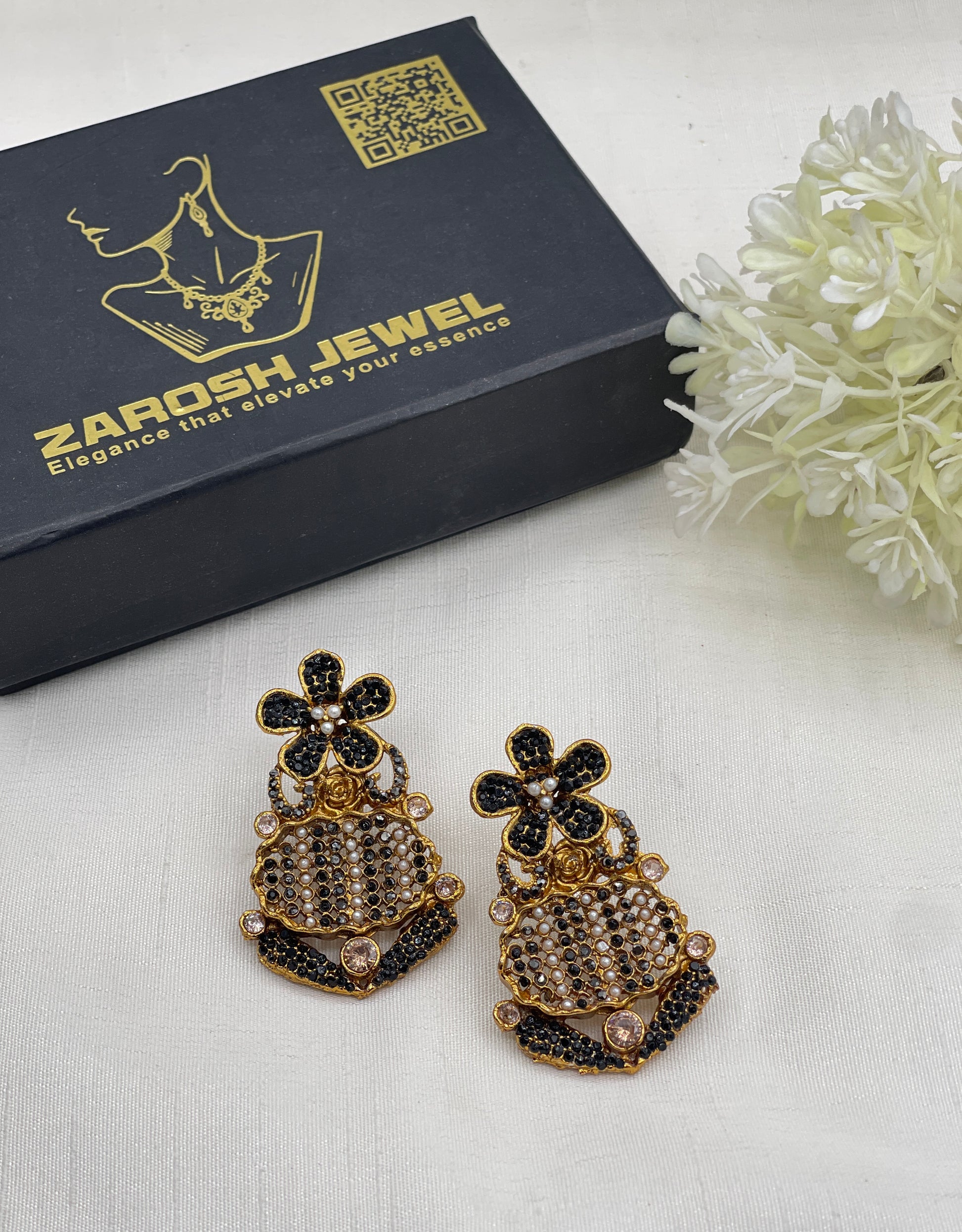 Falaknaaz  Traditional Earring