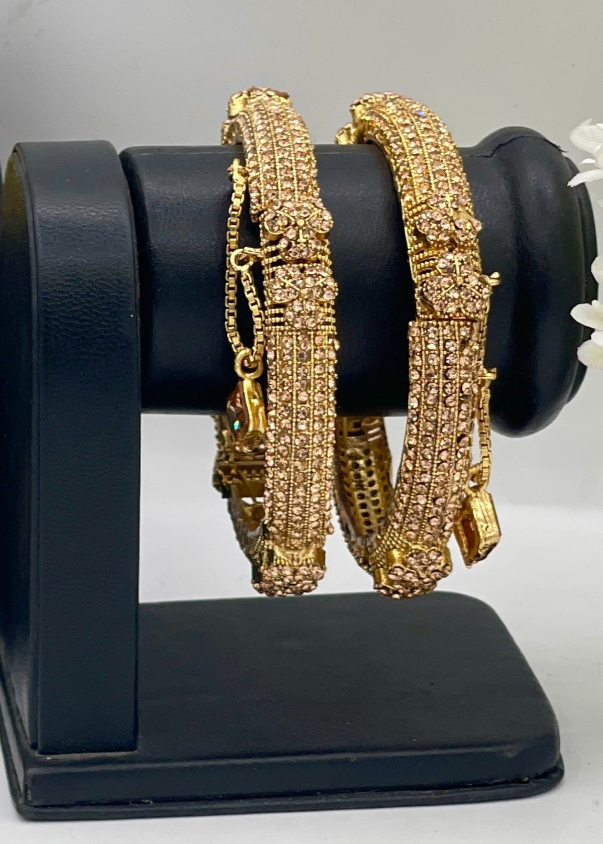Shop the Farah Openable Bangle Set from Zarosh Jewel