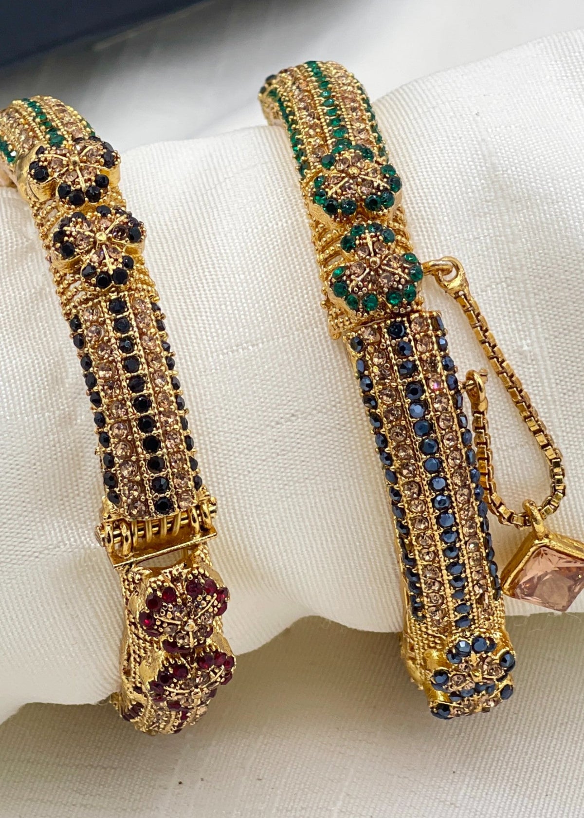 Shop the Farah Openable Bangle Set from Zarosh Jewel