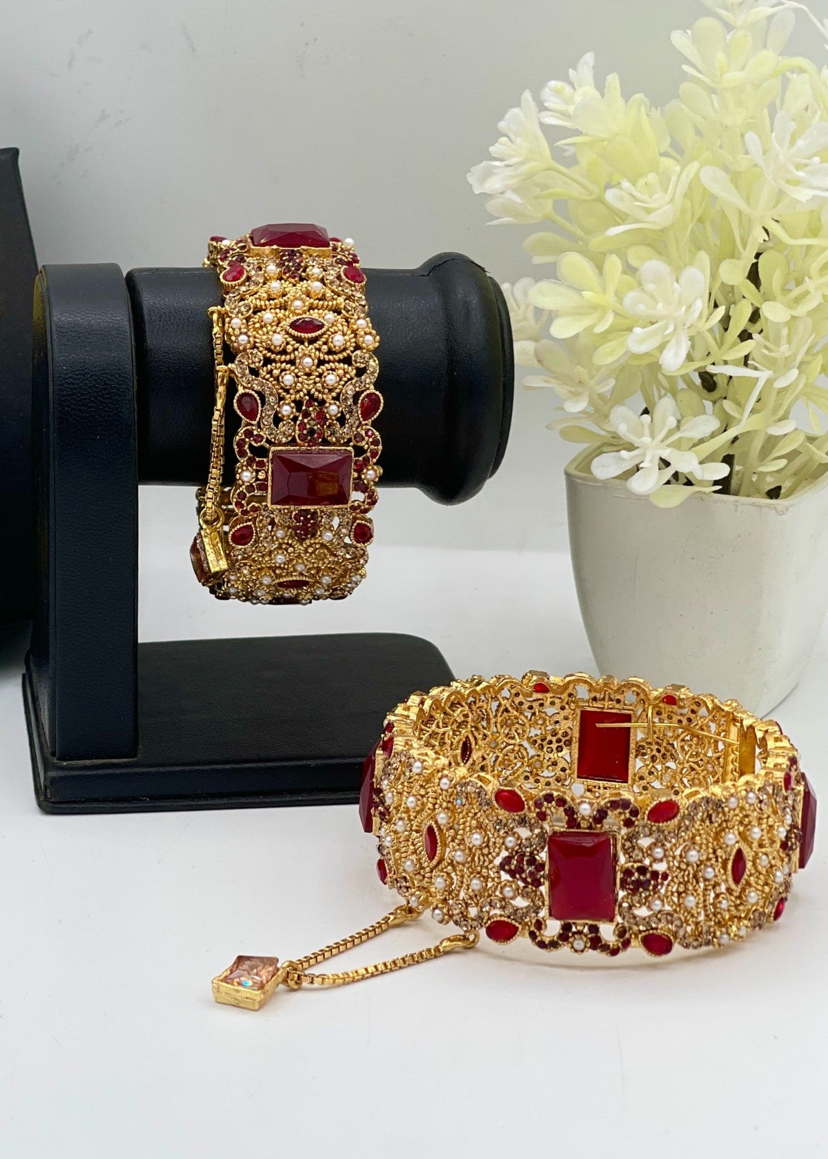 Shop the Fariya Openable Bangle Set from Zarosh Jewel