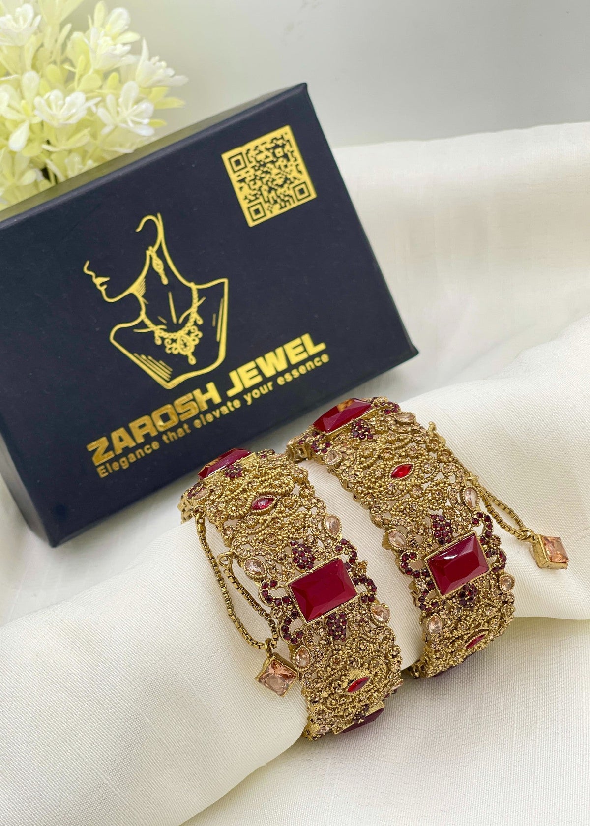 Shop the Fariya Openable Bangle Set from Zarosh Jewel