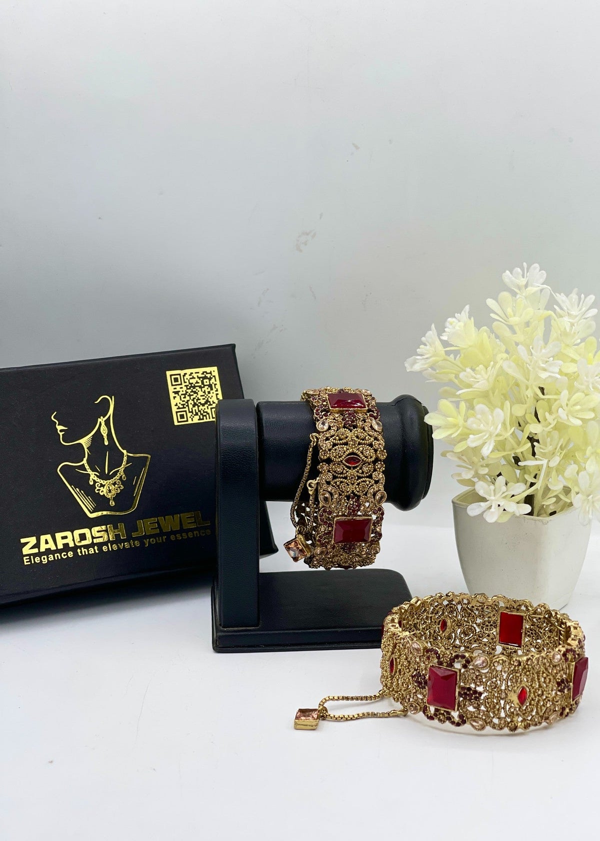 Shop the Fariya Openable Bangle Set from Zarosh Jewel
