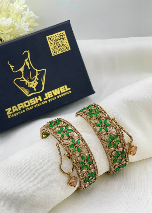 Shop the Farwa Openable Bangle Set from Zarosh Jewel
