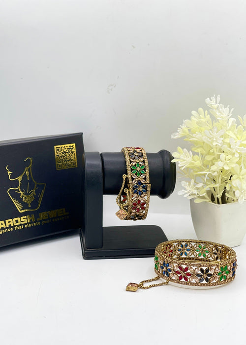 Shop the Farwa Openable Bangle Set from Zarosh Jewel