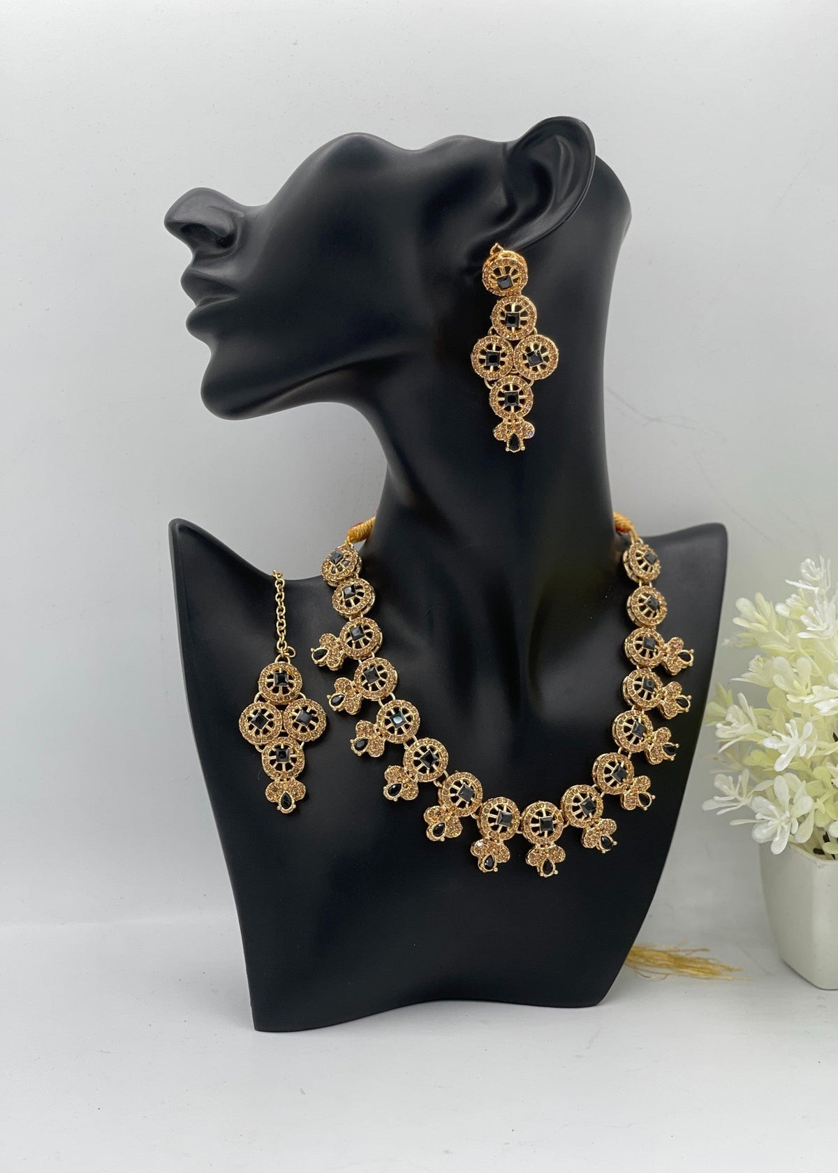Shop the Felora Necklace Set from Zarosh Jewel