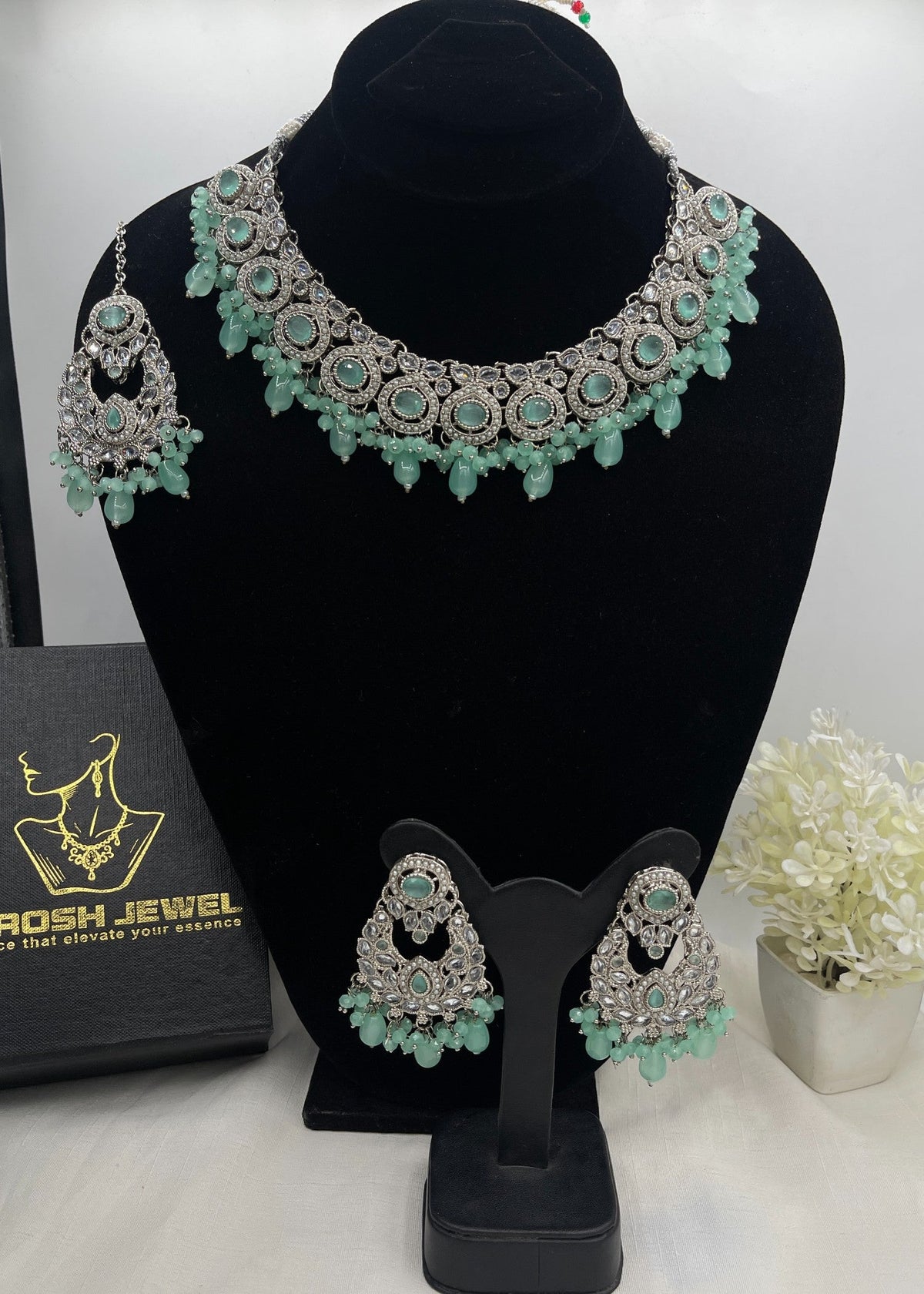 Shop the Firdous Necklace Set from Zarosh Jewel
