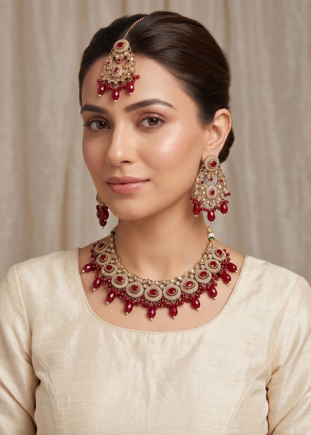 Firdous Necklace Set by Zarosh Jewel